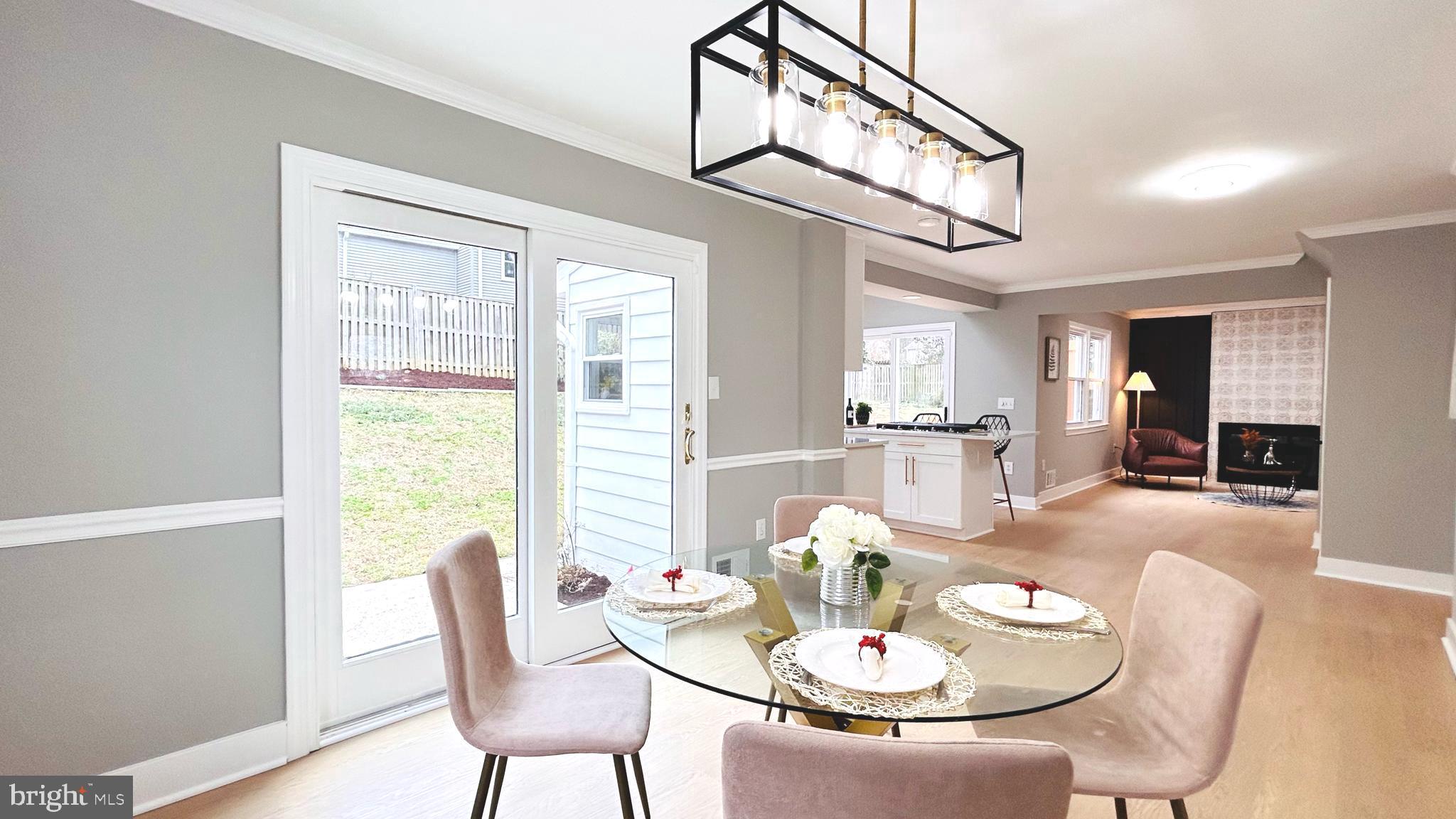 3902 FLAGSTONE TERRACE