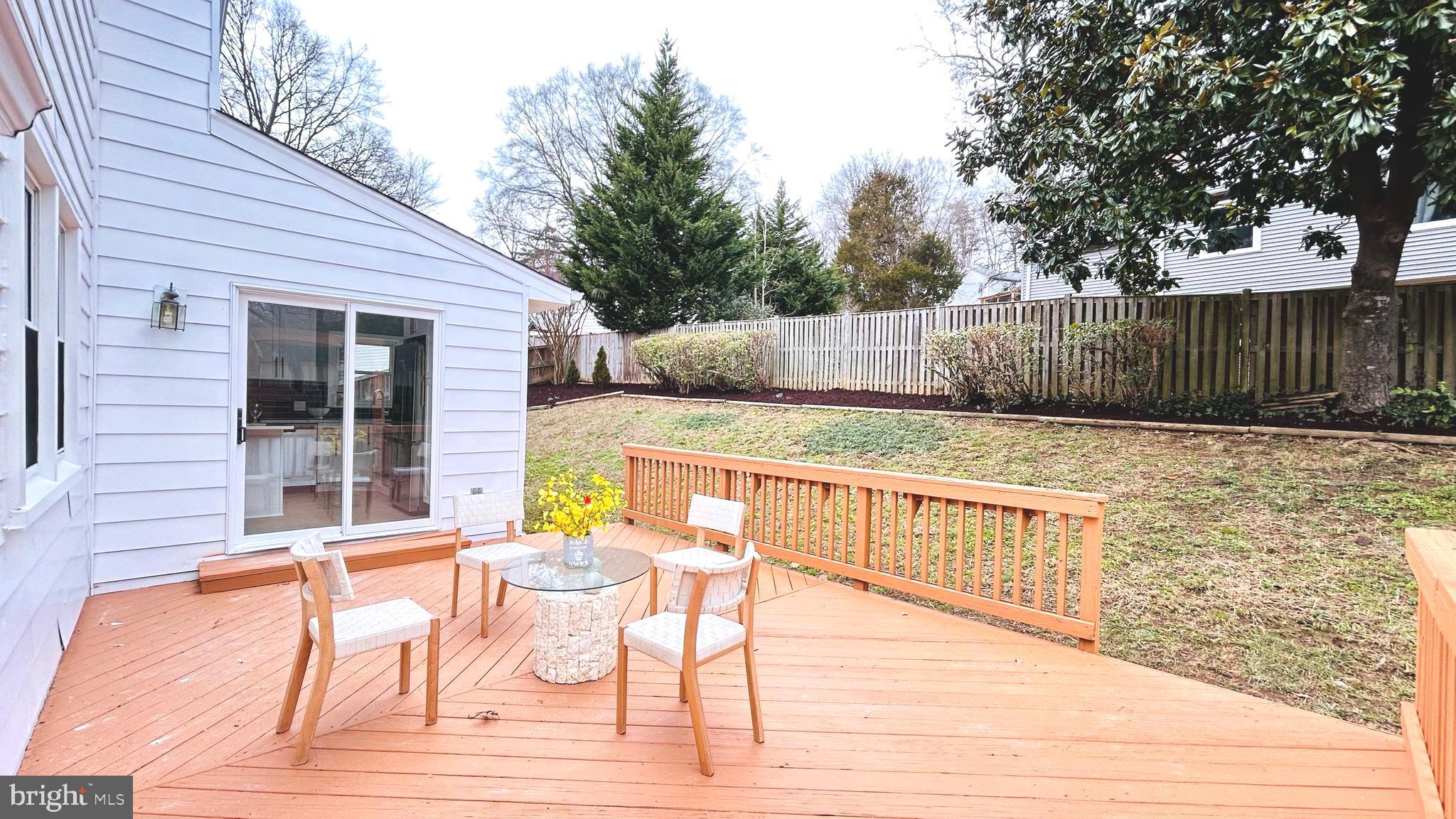 3902 FLAGSTONE TERRACE