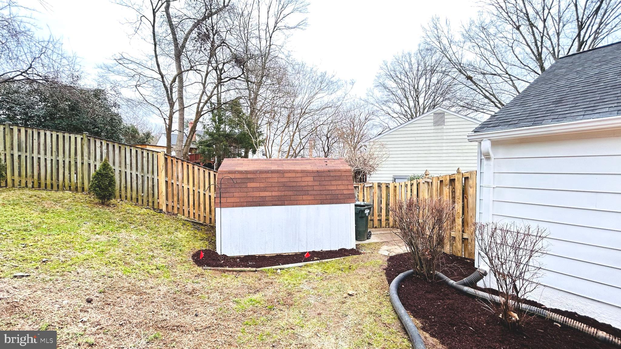 3902 FLAGSTONE TERRACE