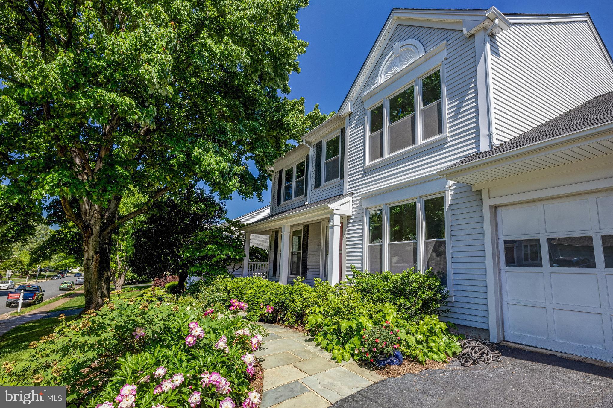 1487 POWELLS TAVERN PLACE