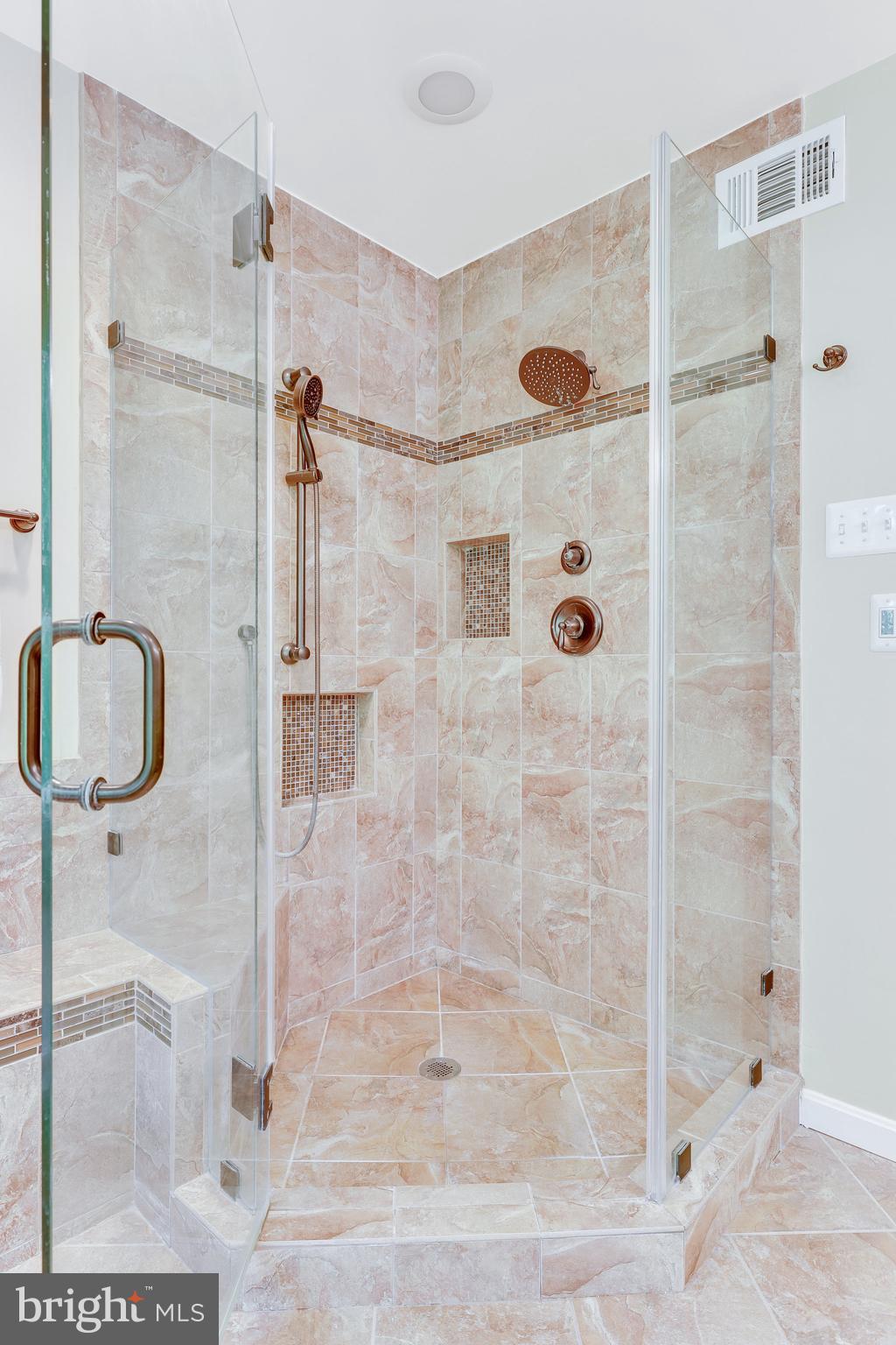 1487 POWELLS TAVERN PLACE