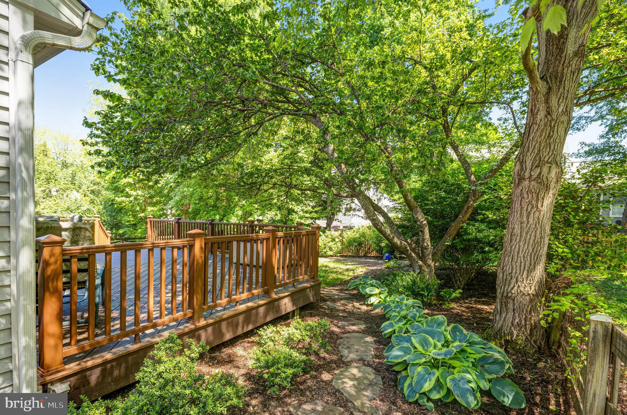 1487 POWELLS TAVERN PLACE