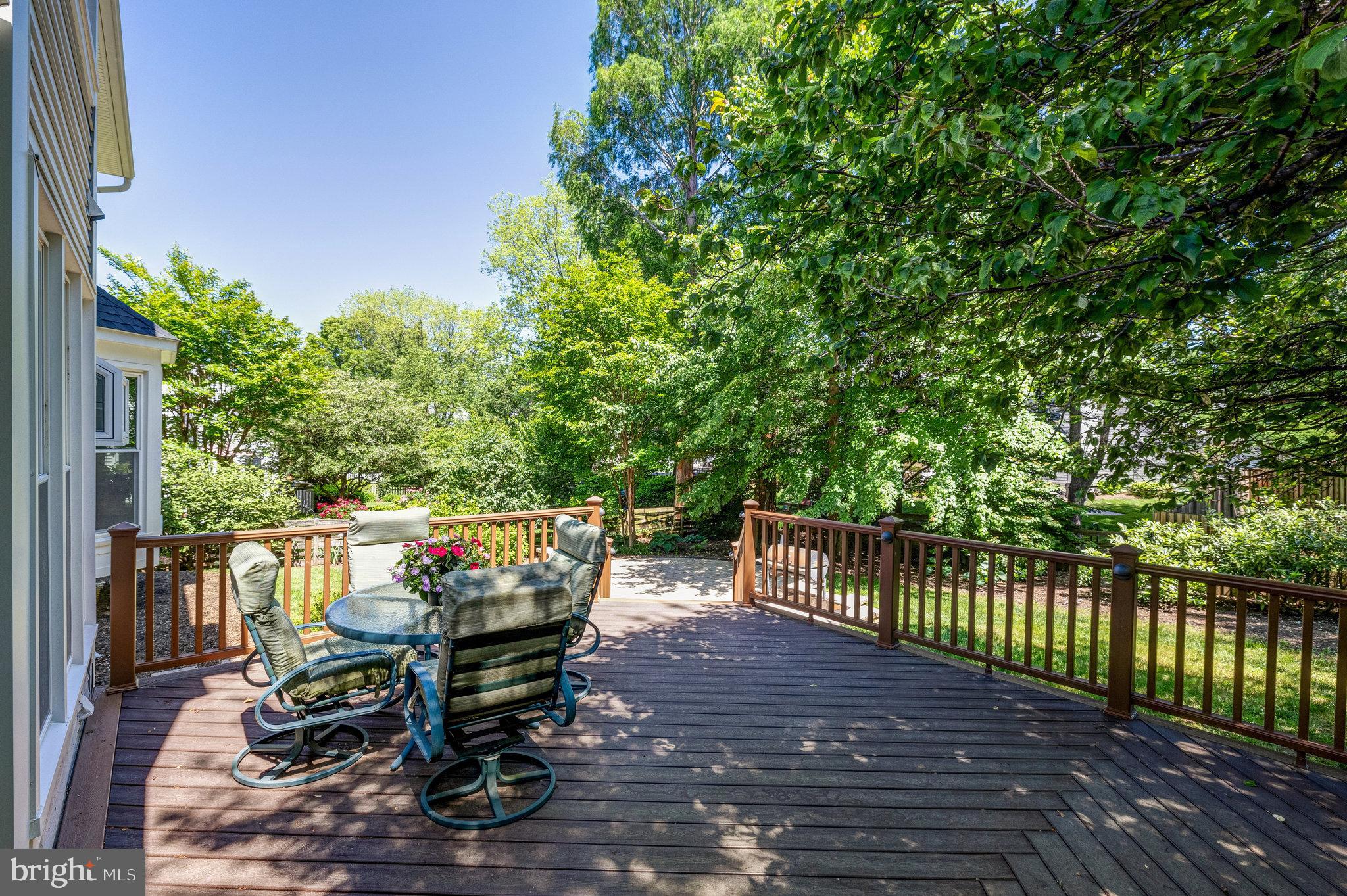 1487 POWELLS TAVERN PLACE