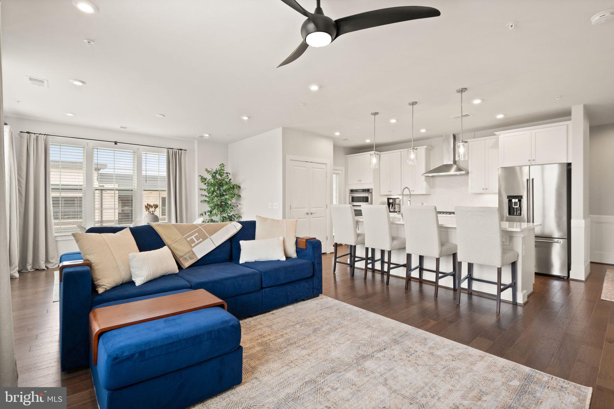 2319 FIELD POINT ROAD 401