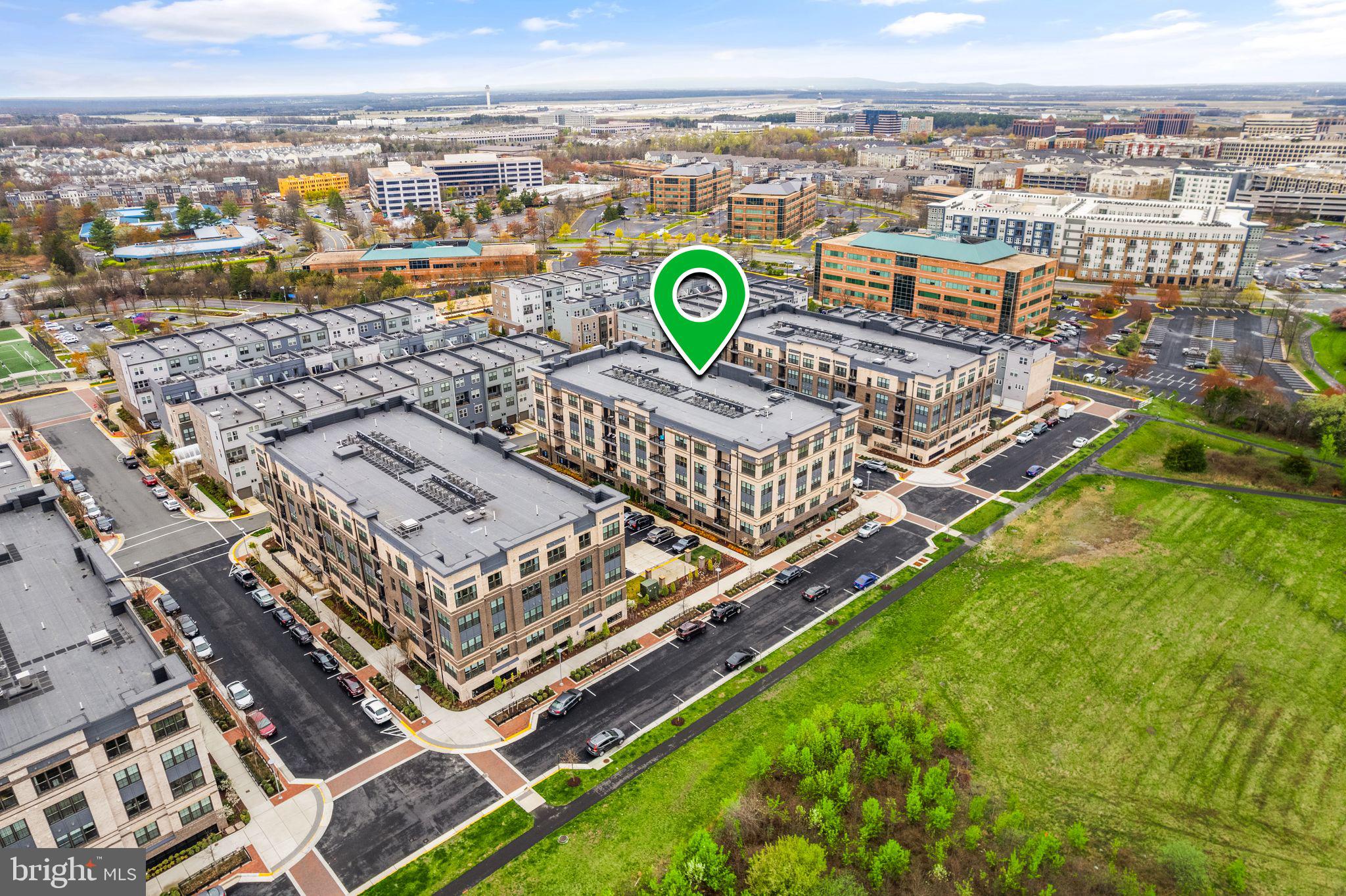 2319 FIELD POINT ROAD 401