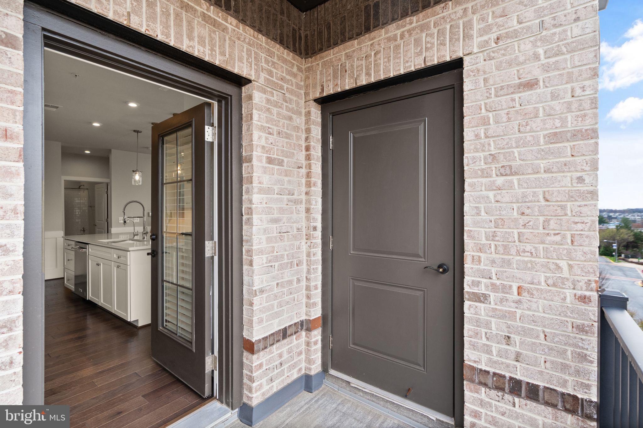 2319 FIELD POINT ROAD 401