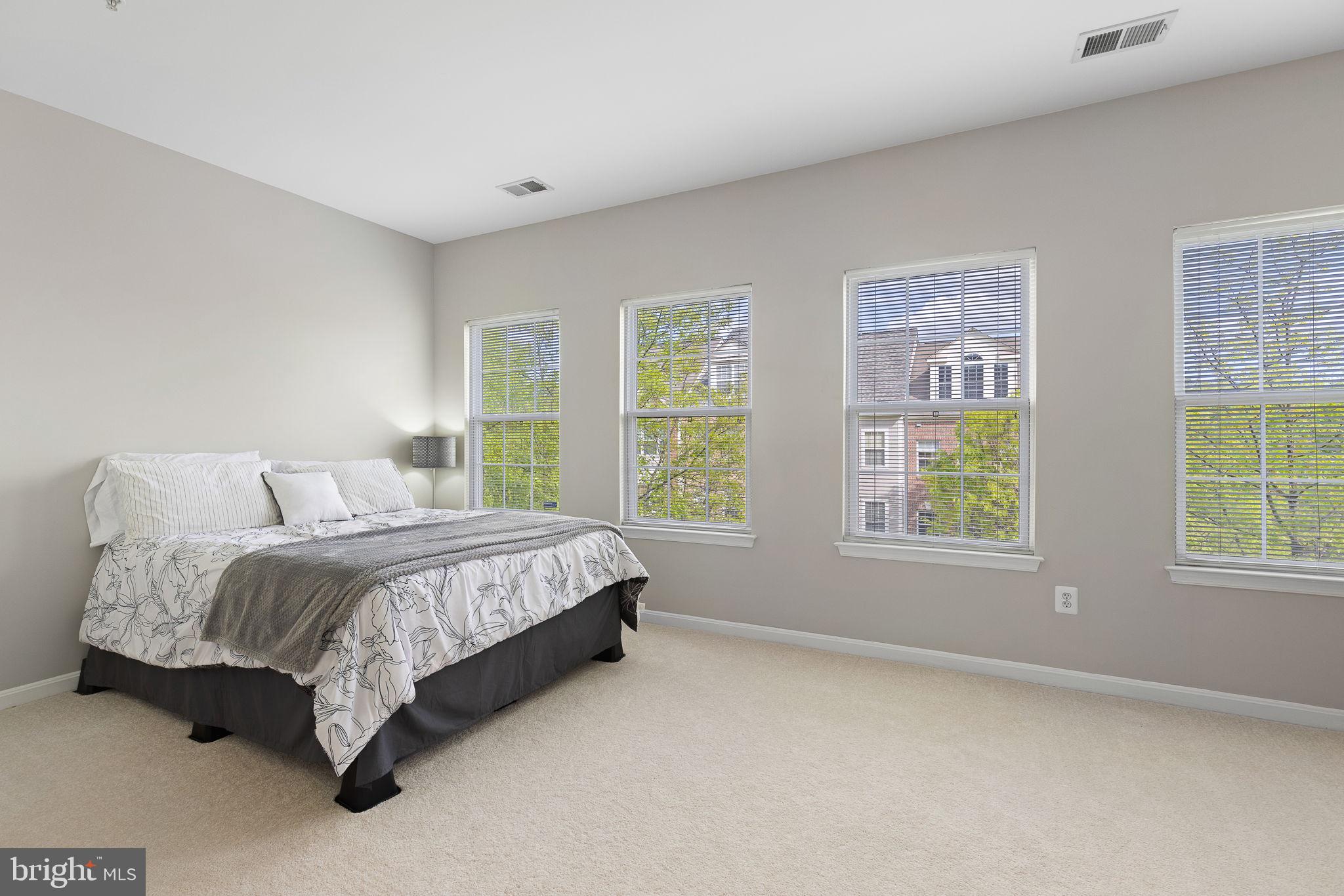 5440 PATUXENT KNOLL PLACE