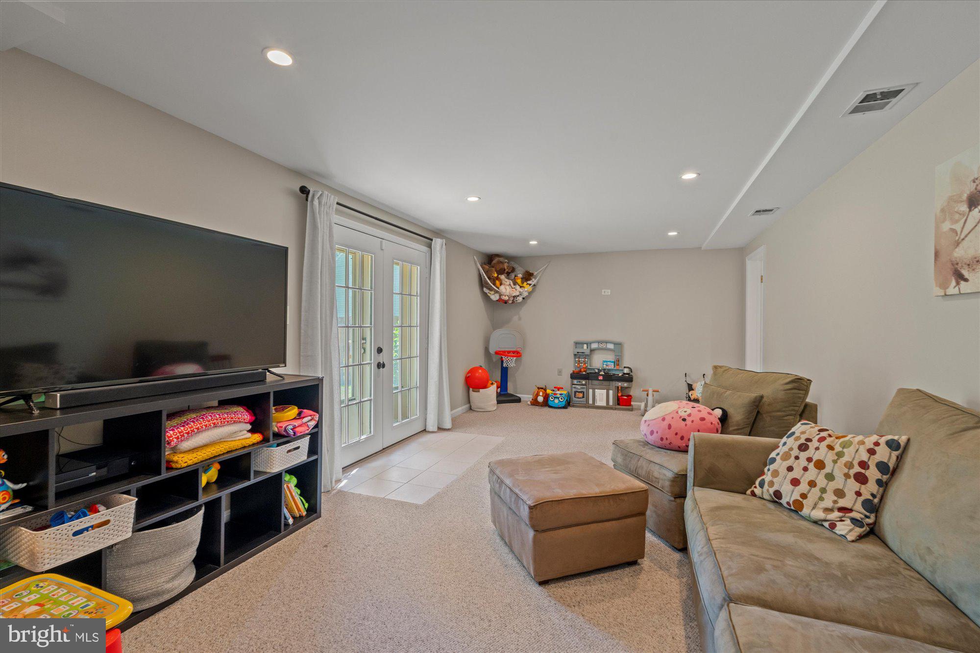 10904 SPURLOCK COURT