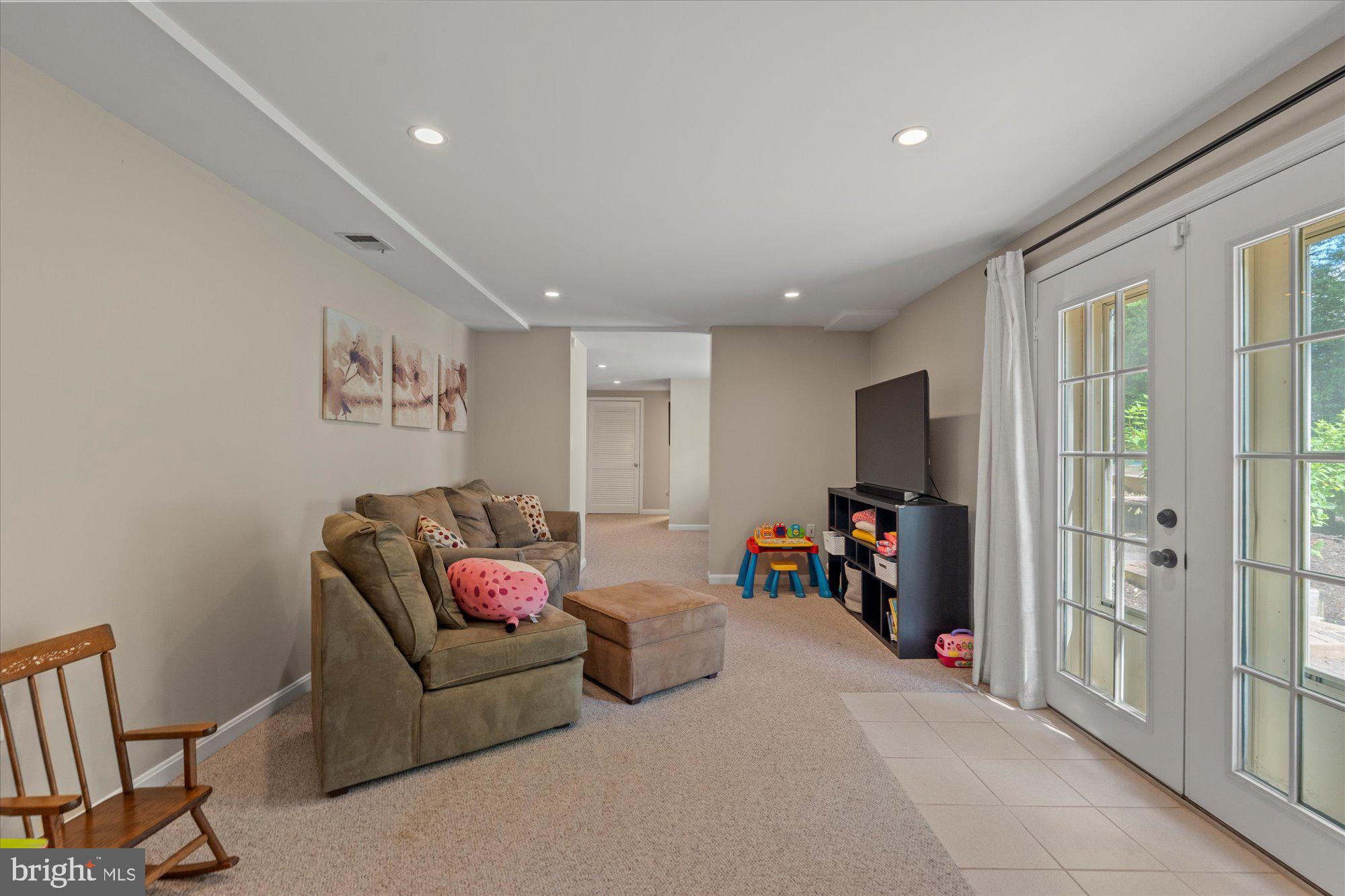 10904 SPURLOCK COURT