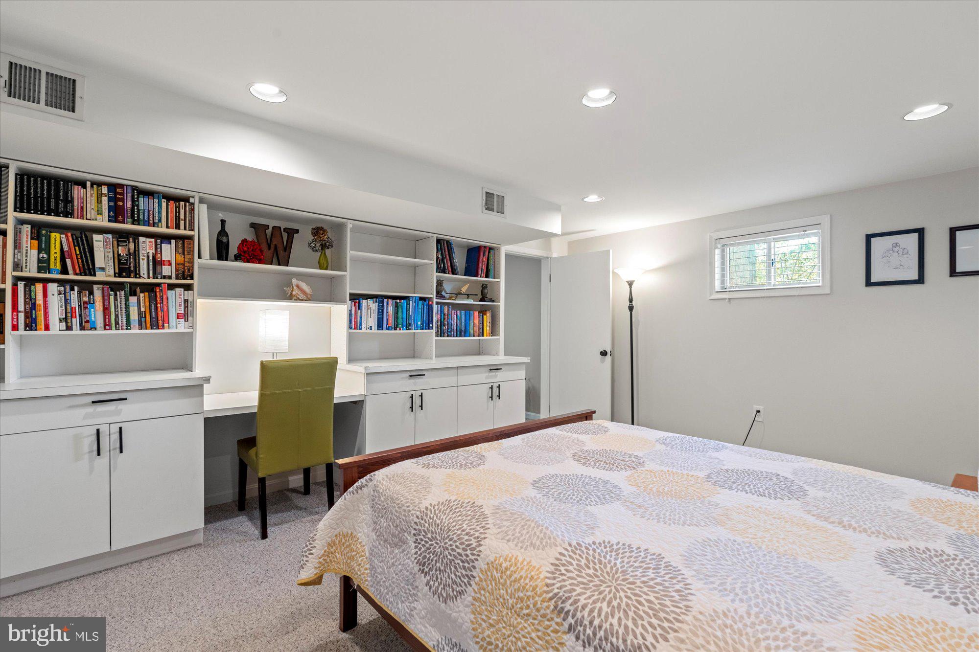 10904 SPURLOCK COURT