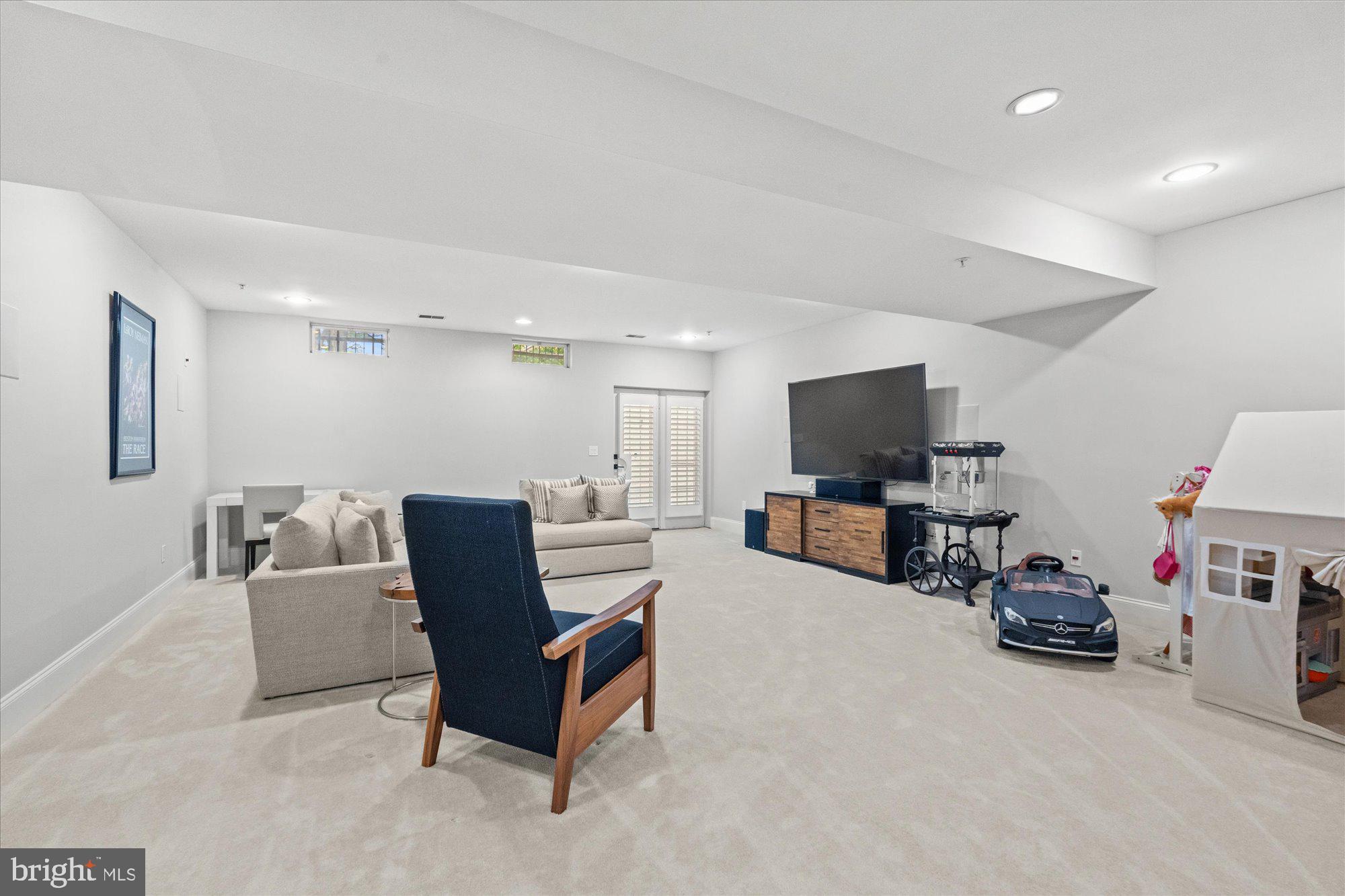 8410 TYSONS TRACE COURT