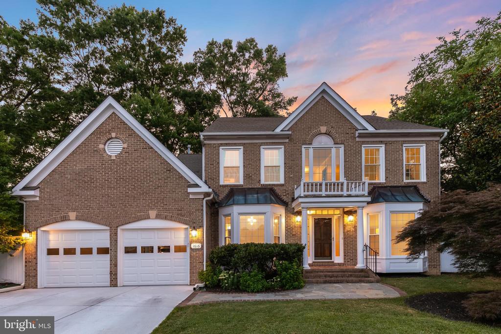 1616 NORAL PLACE