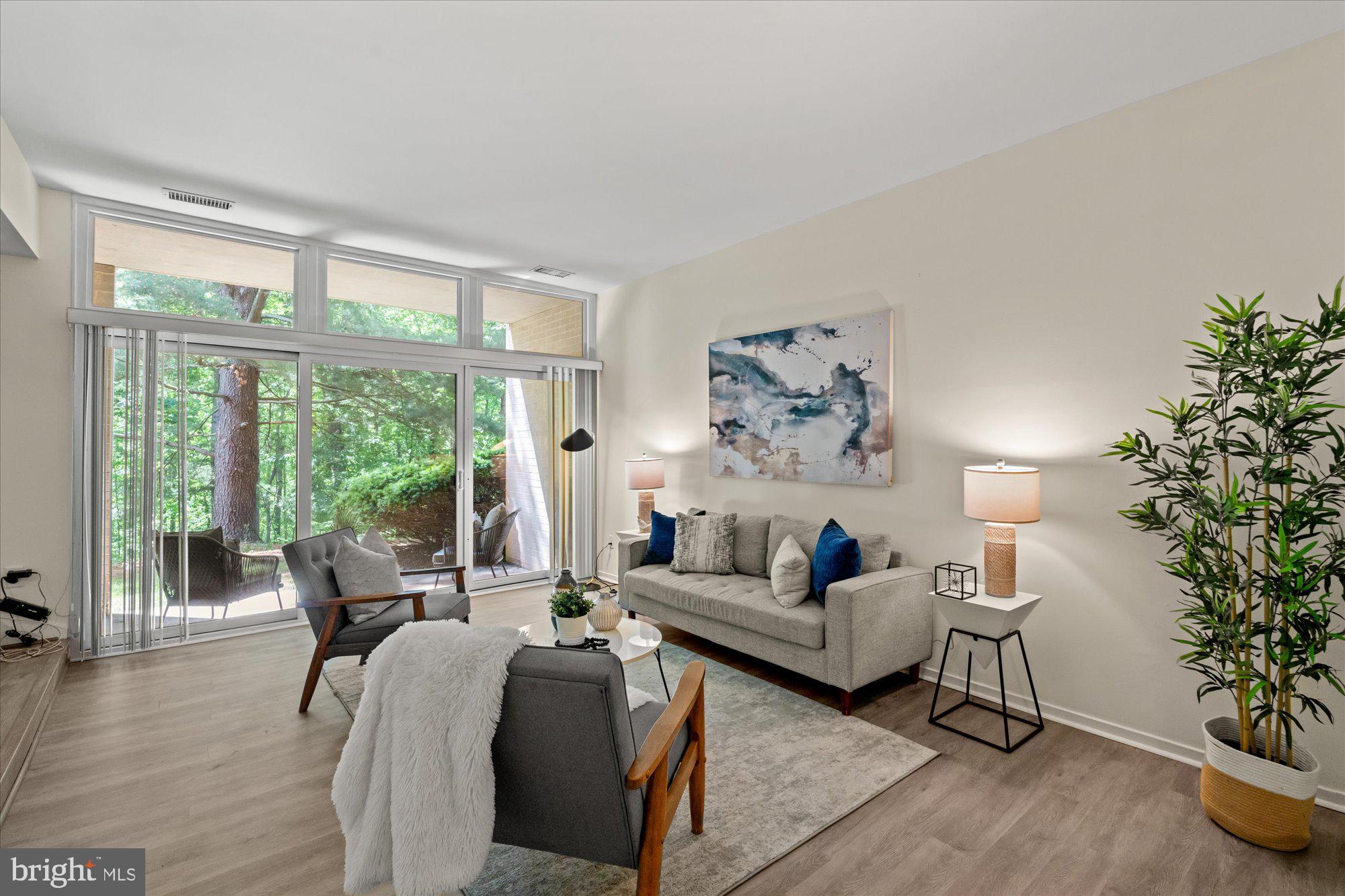 1671 PARKCREST CIRCLE 100