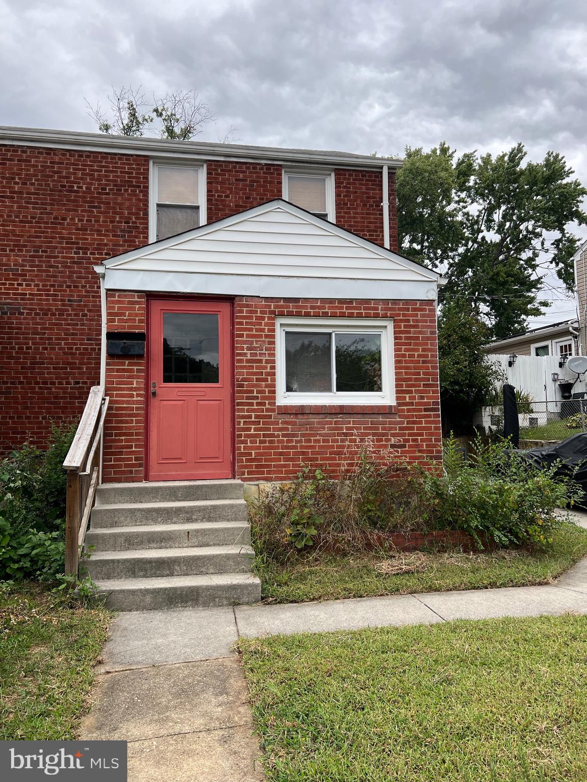 2622 FARMINGTON DRIVE