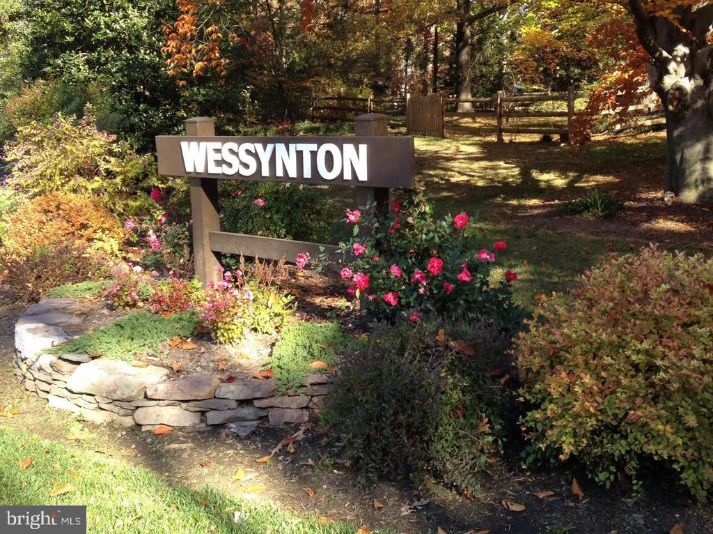 3317 WESSYNTON WAY