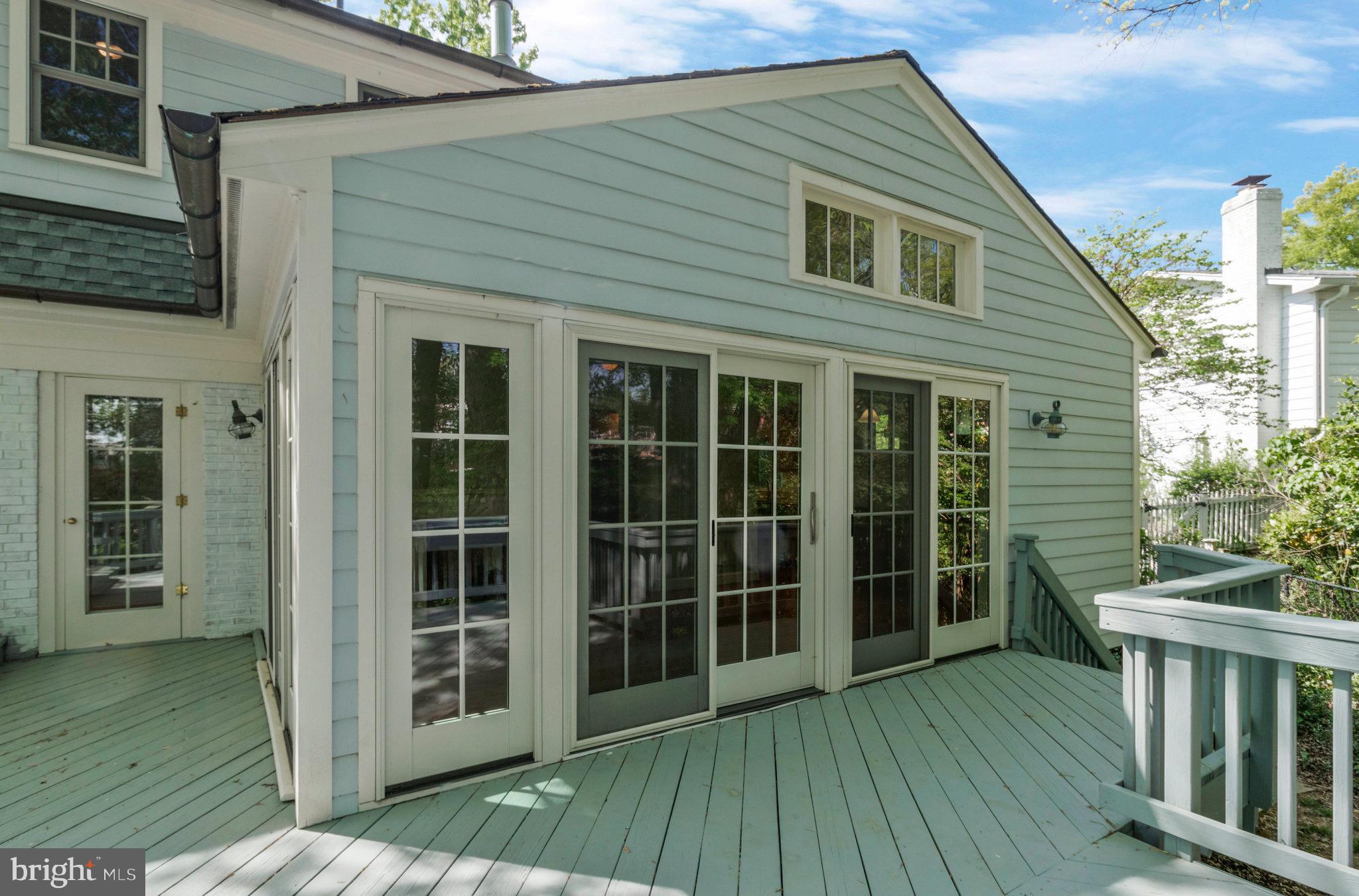 213 AYR HILL AVENUE NE