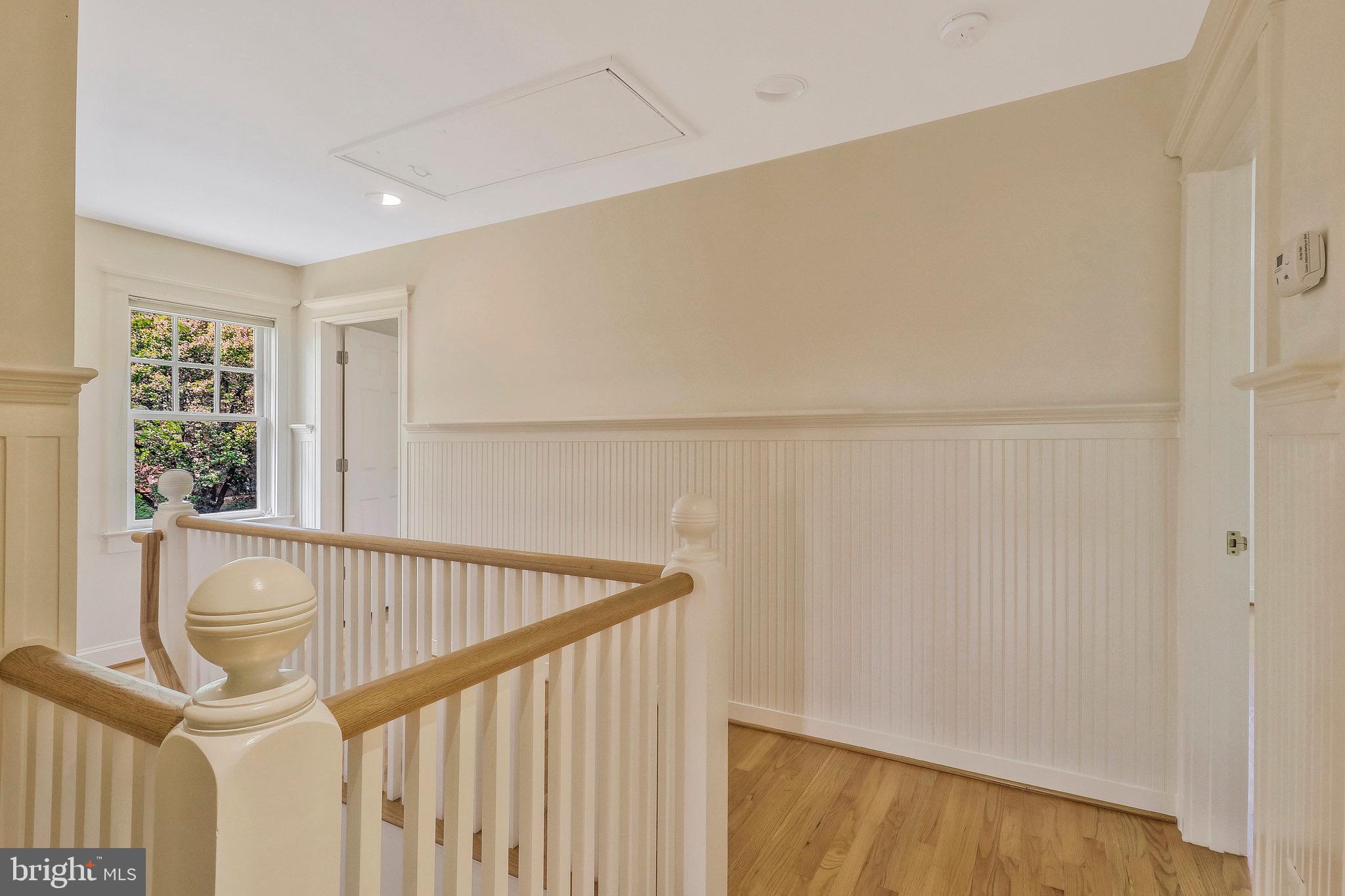 213 AYR HILL AVENUE NE