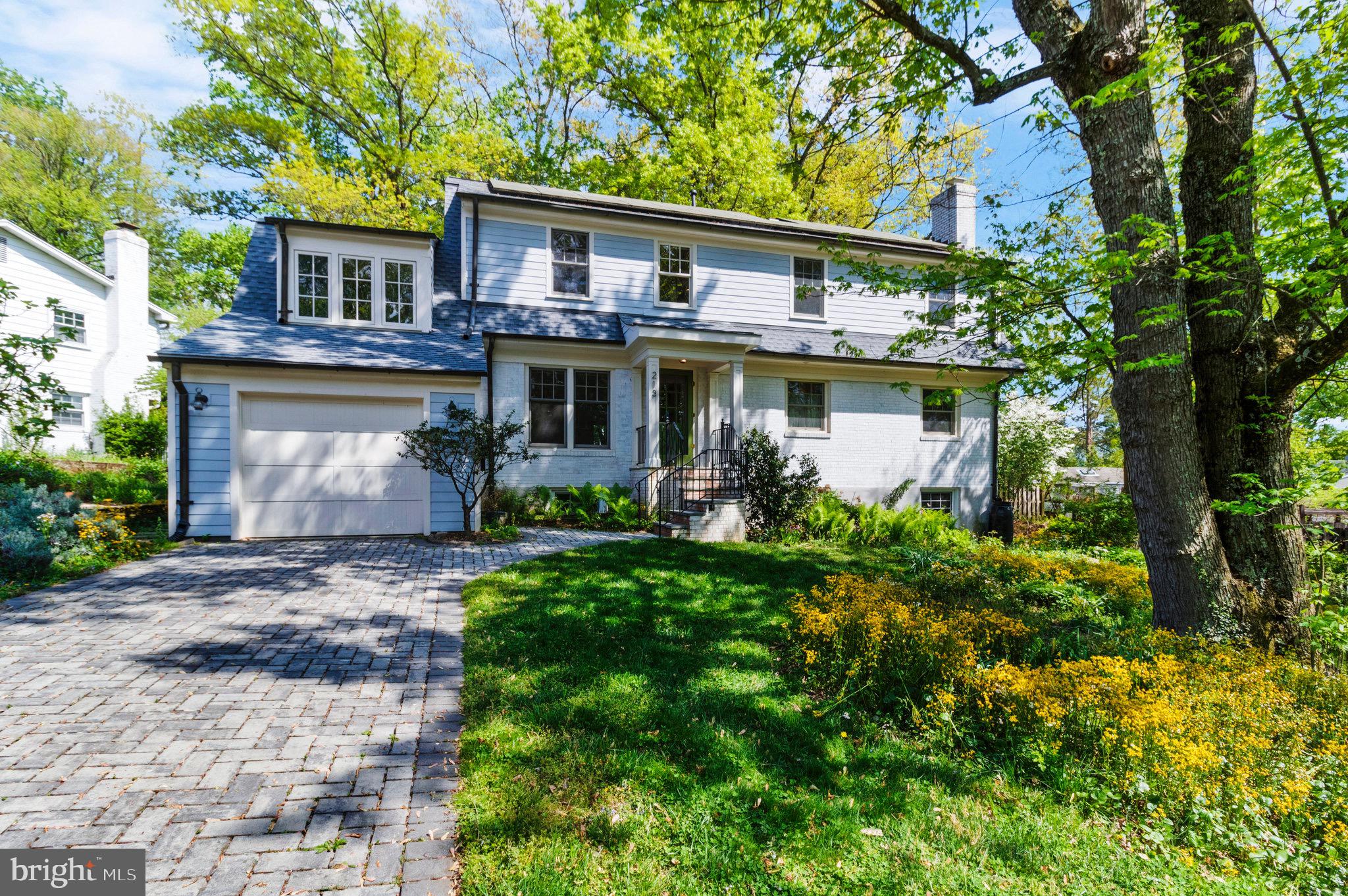 213 AYR HILL AVENUE NE