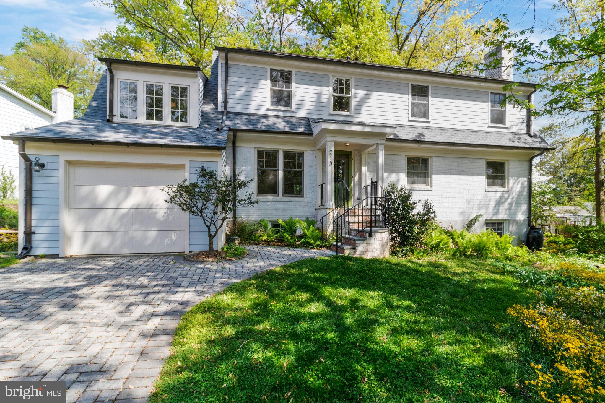 213 AYR HILL AVENUE NE