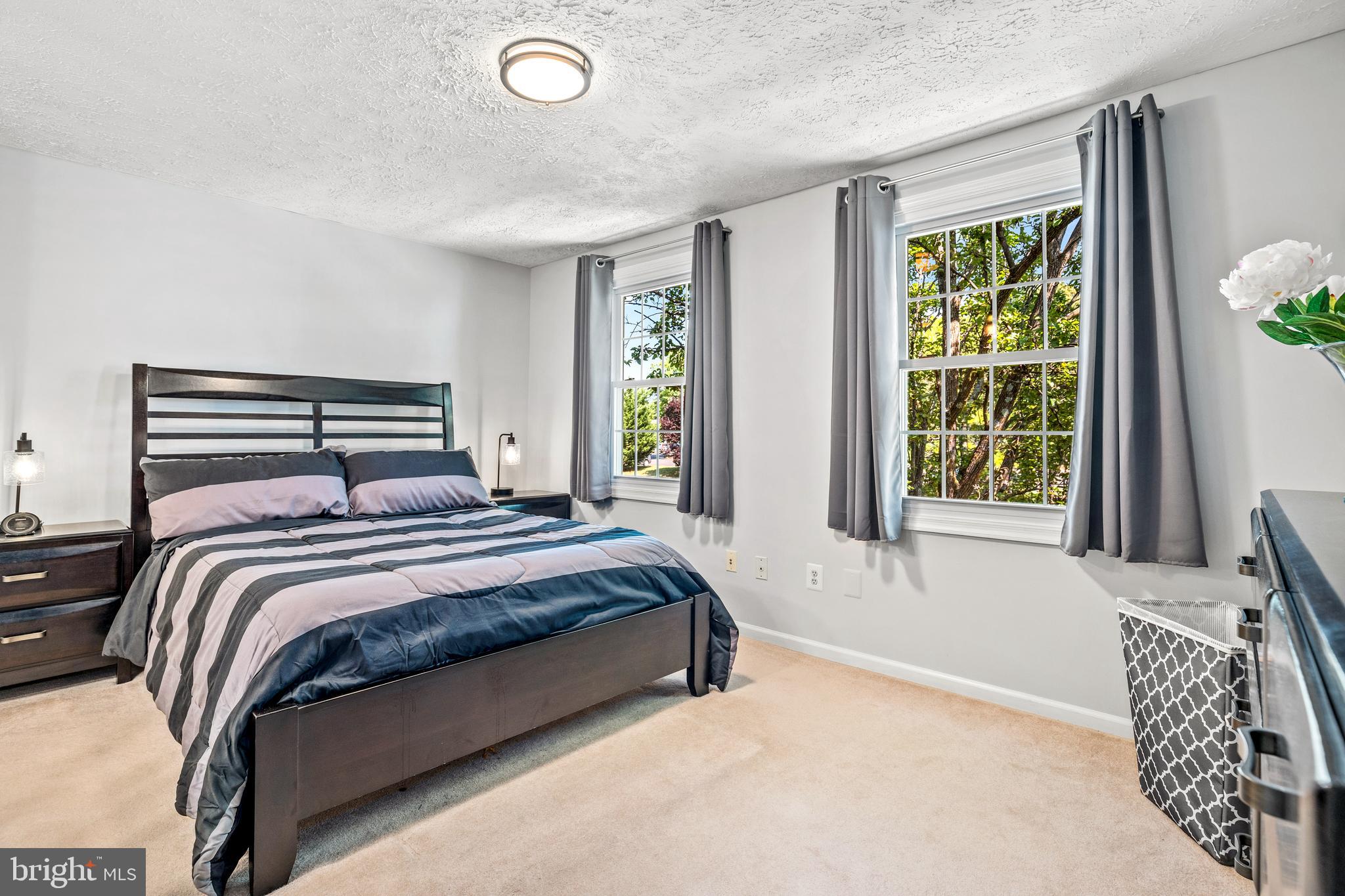 8507 GOLDEN RIDGE COURT