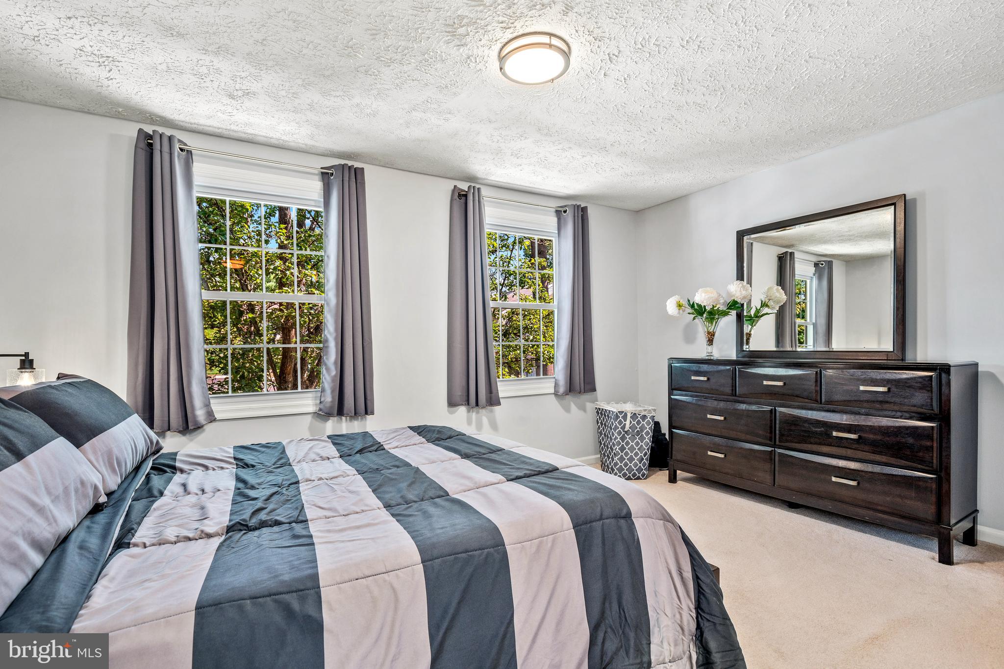 8507 GOLDEN RIDGE COURT