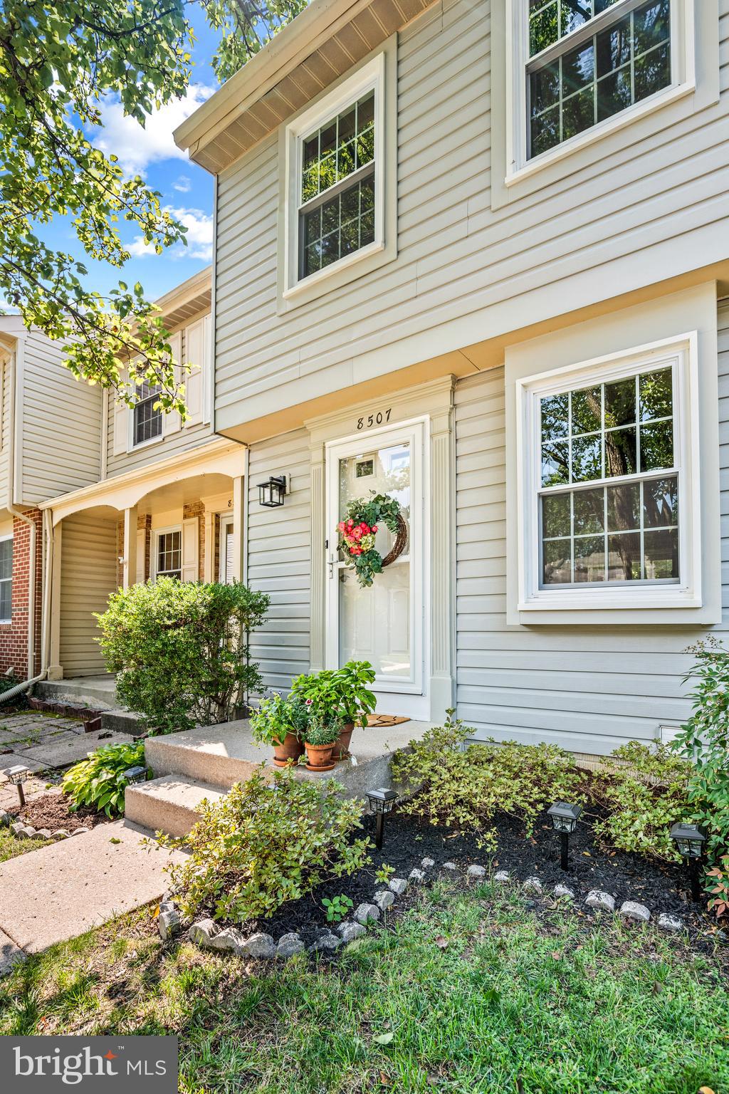 8507 GOLDEN RIDGE COURT