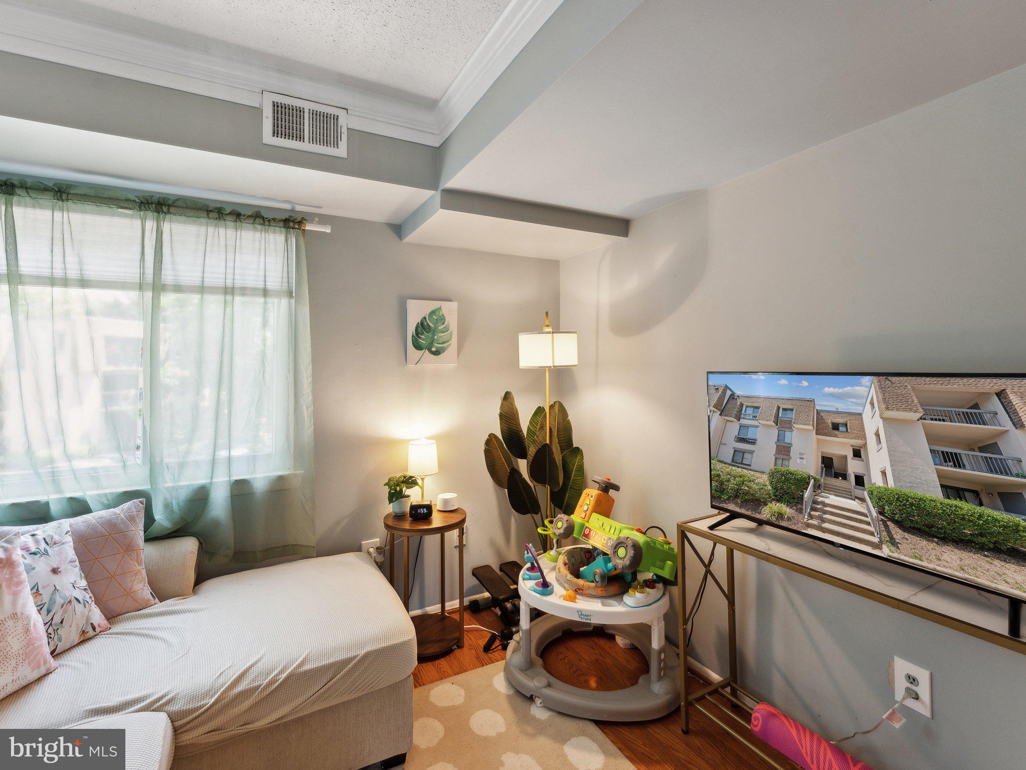 3809 LARAMIE PLACE 125F