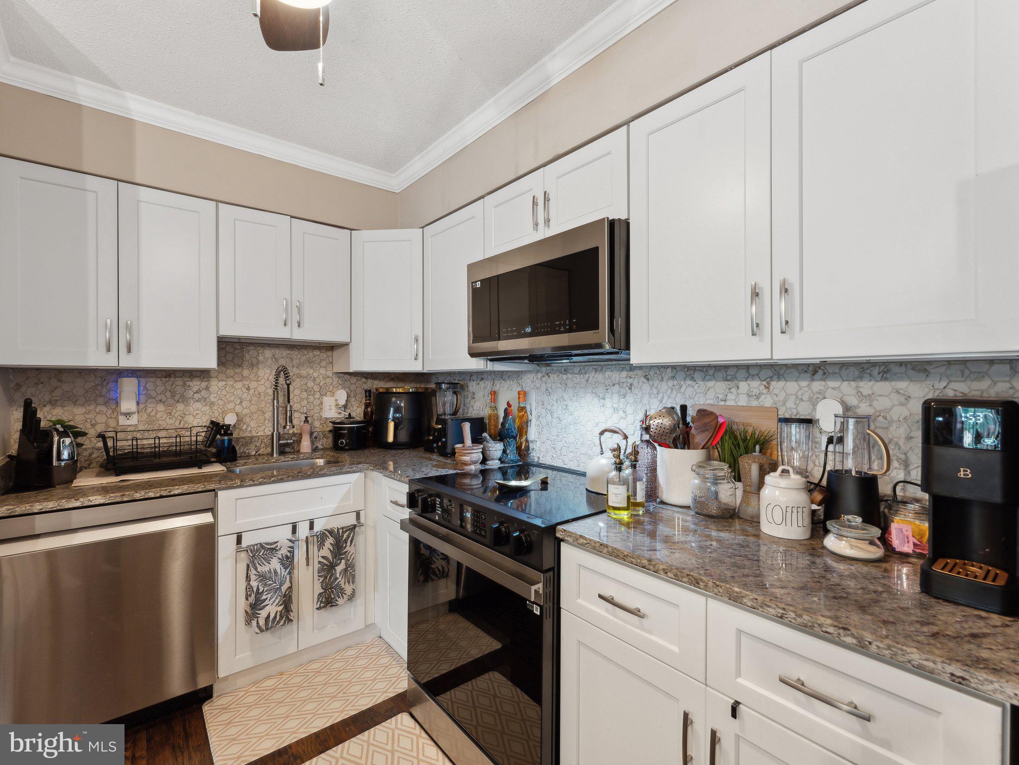 3809 LARAMIE PLACE 125F