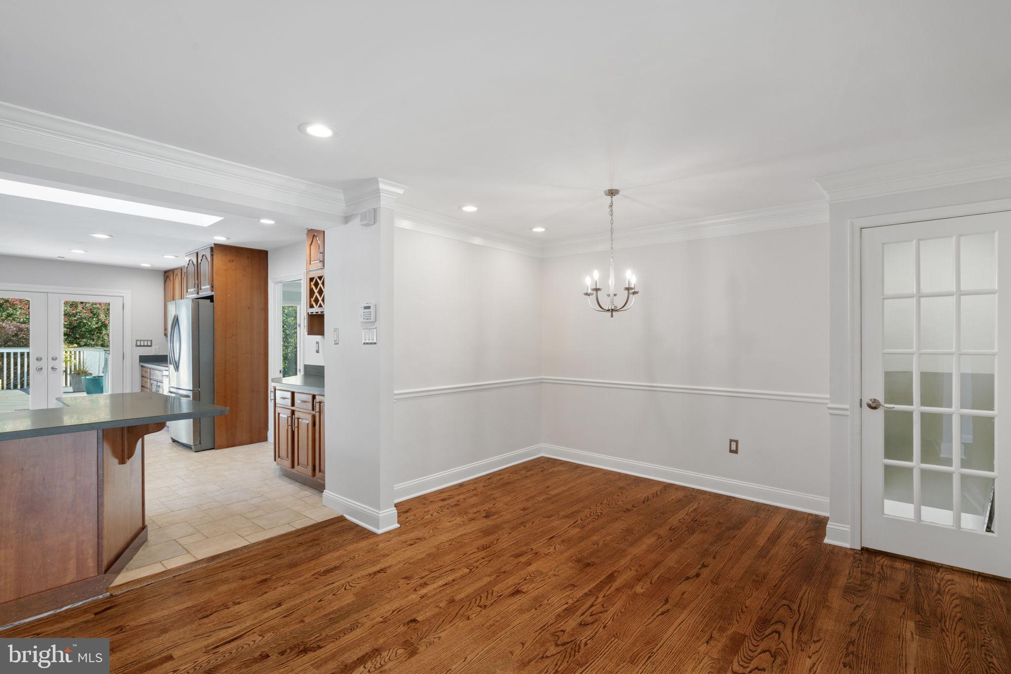 3404 SUNNY VIEW DRIVE