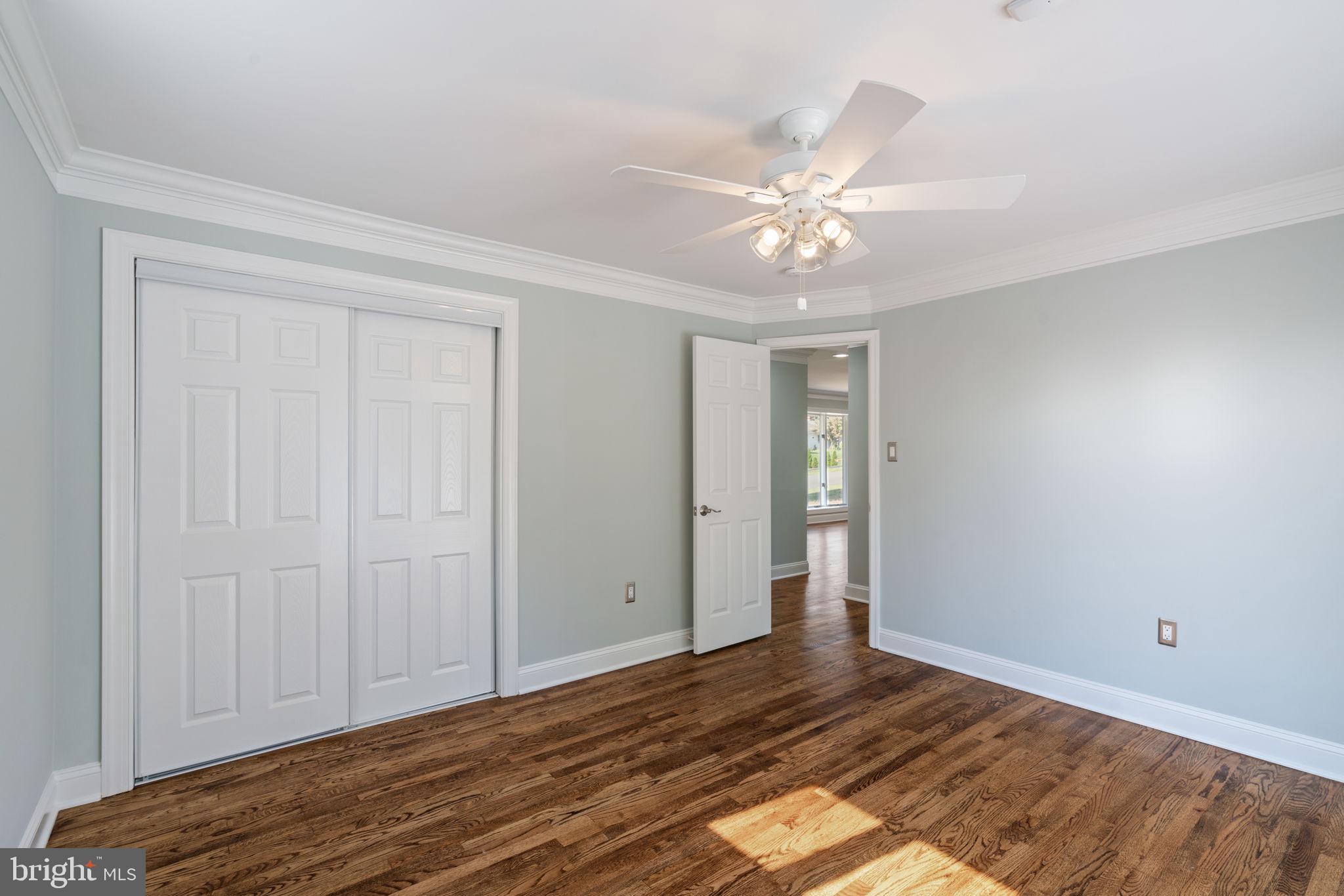 3404 SUNNY VIEW DRIVE