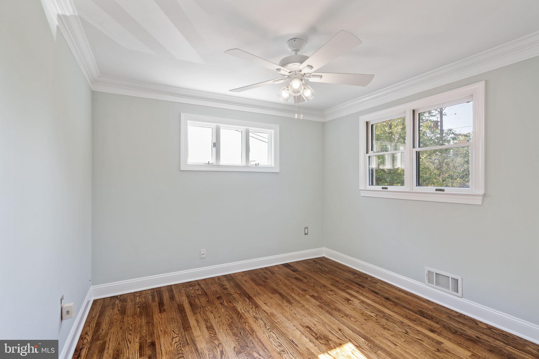 3404 SUNNY VIEW DRIVE