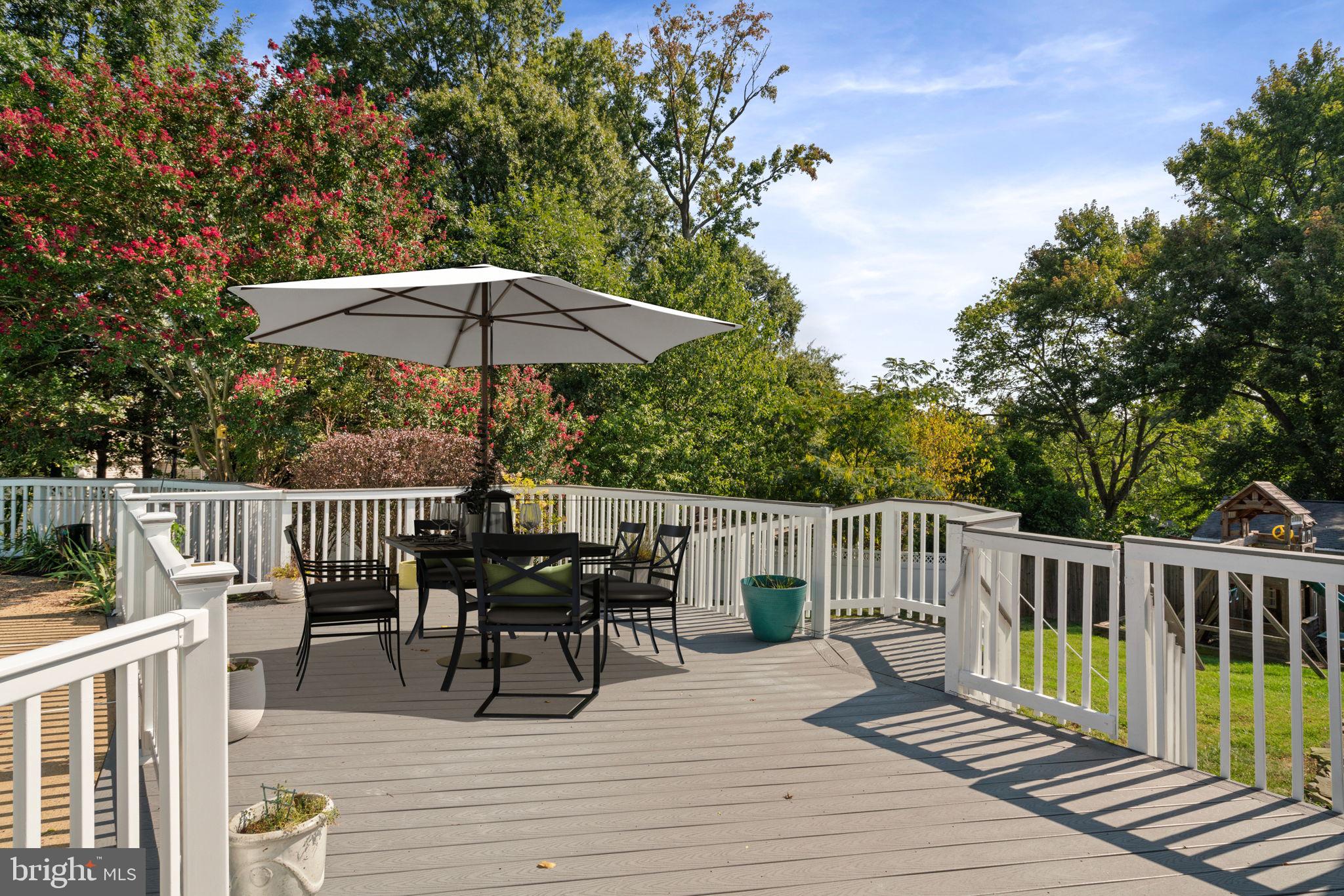 3404 SUNNY VIEW DRIVE