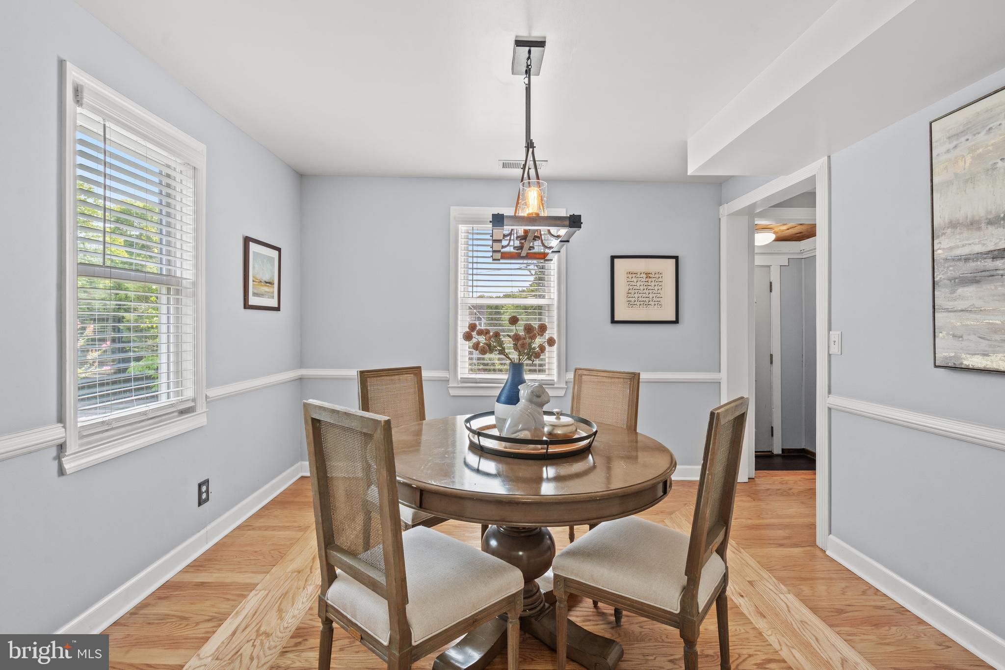 2710 MEMORIAL STREET