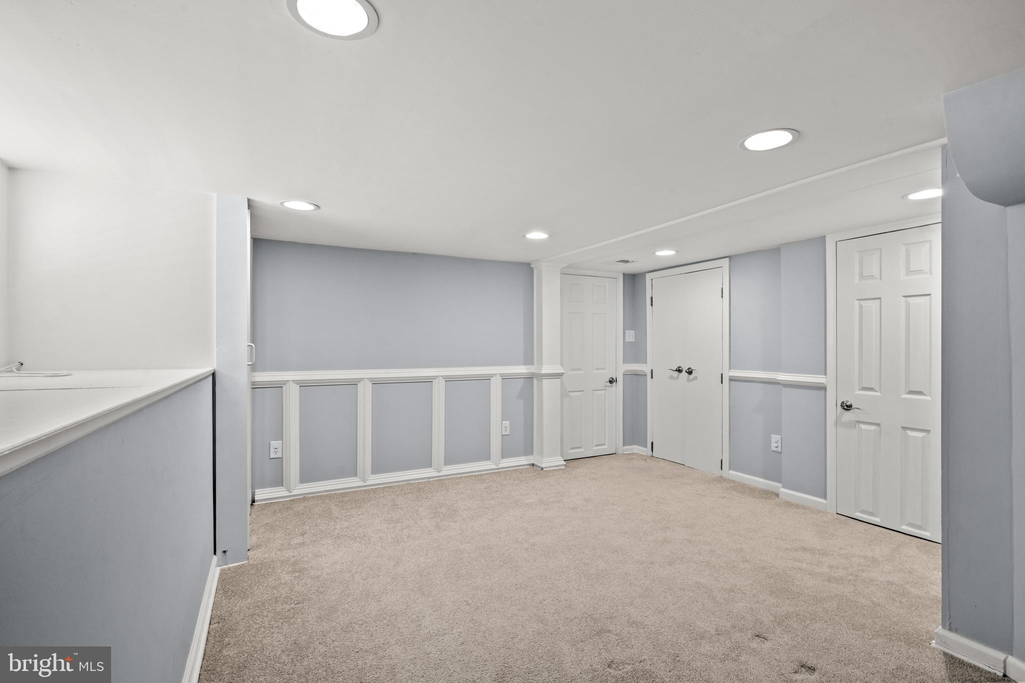 2710 MEMORIAL STREET