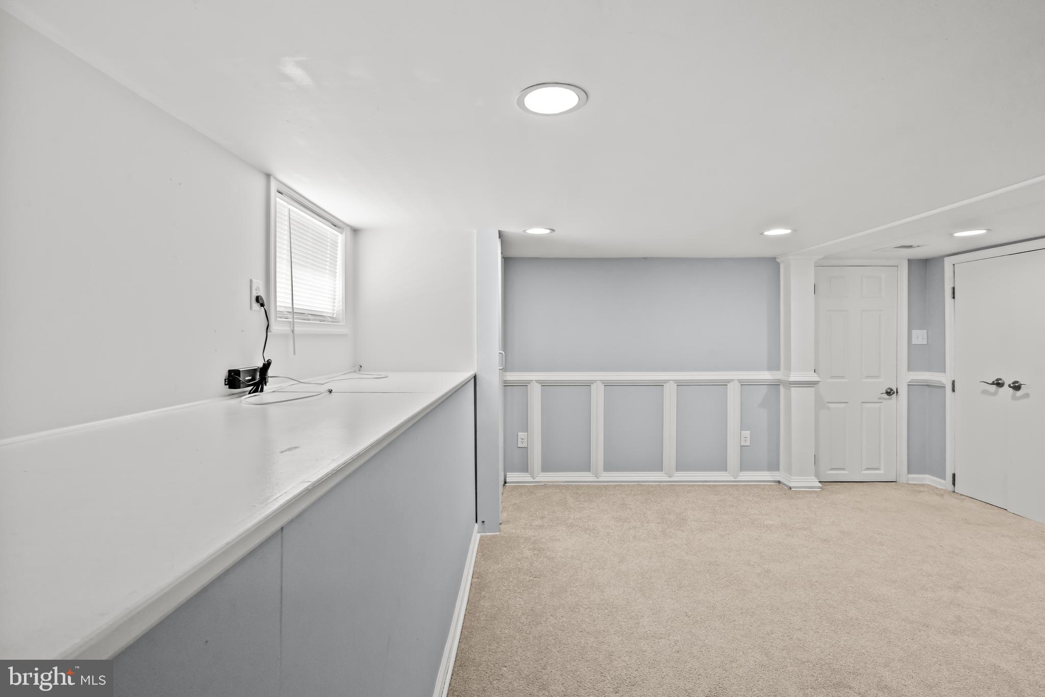 2710 MEMORIAL STREET