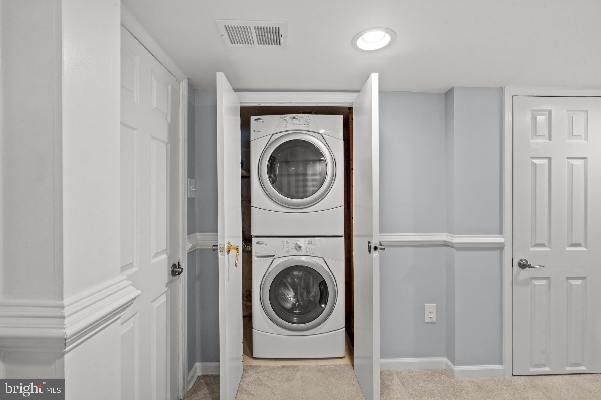 2710 MEMORIAL STREET