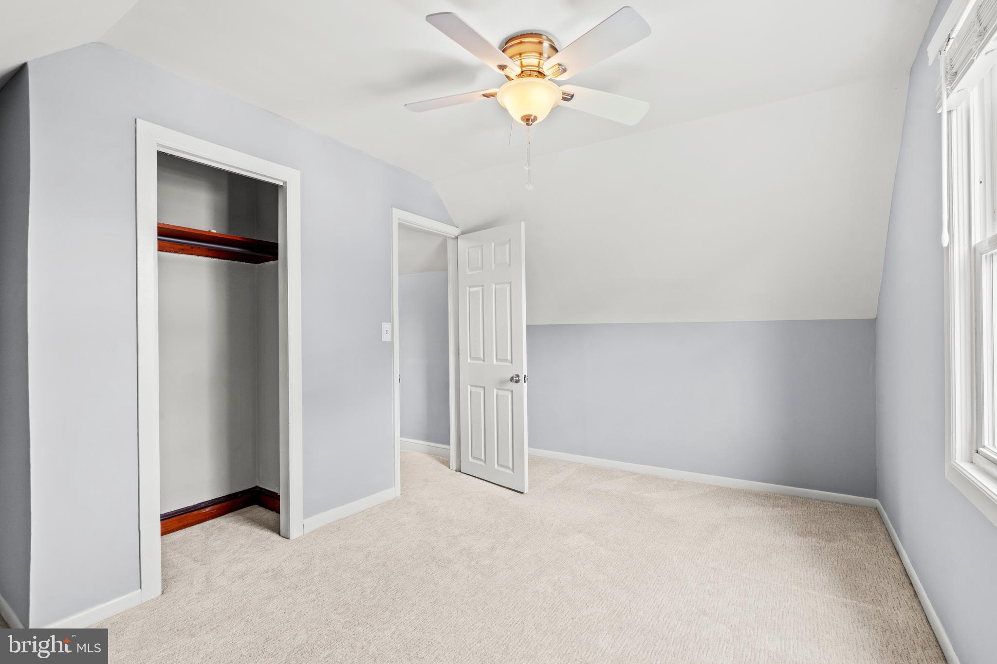 2710 MEMORIAL STREET