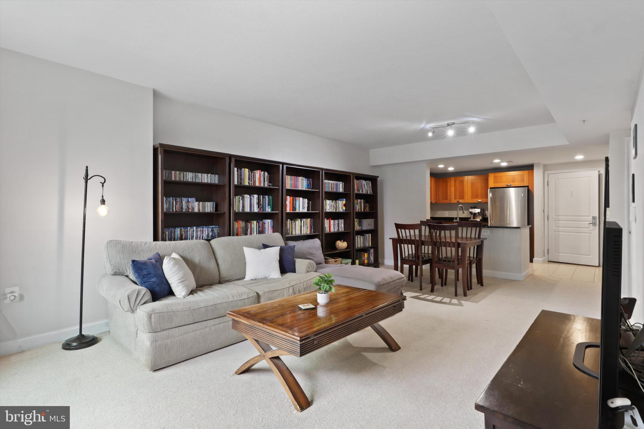 2451 MIDTOWN AVENUE 309