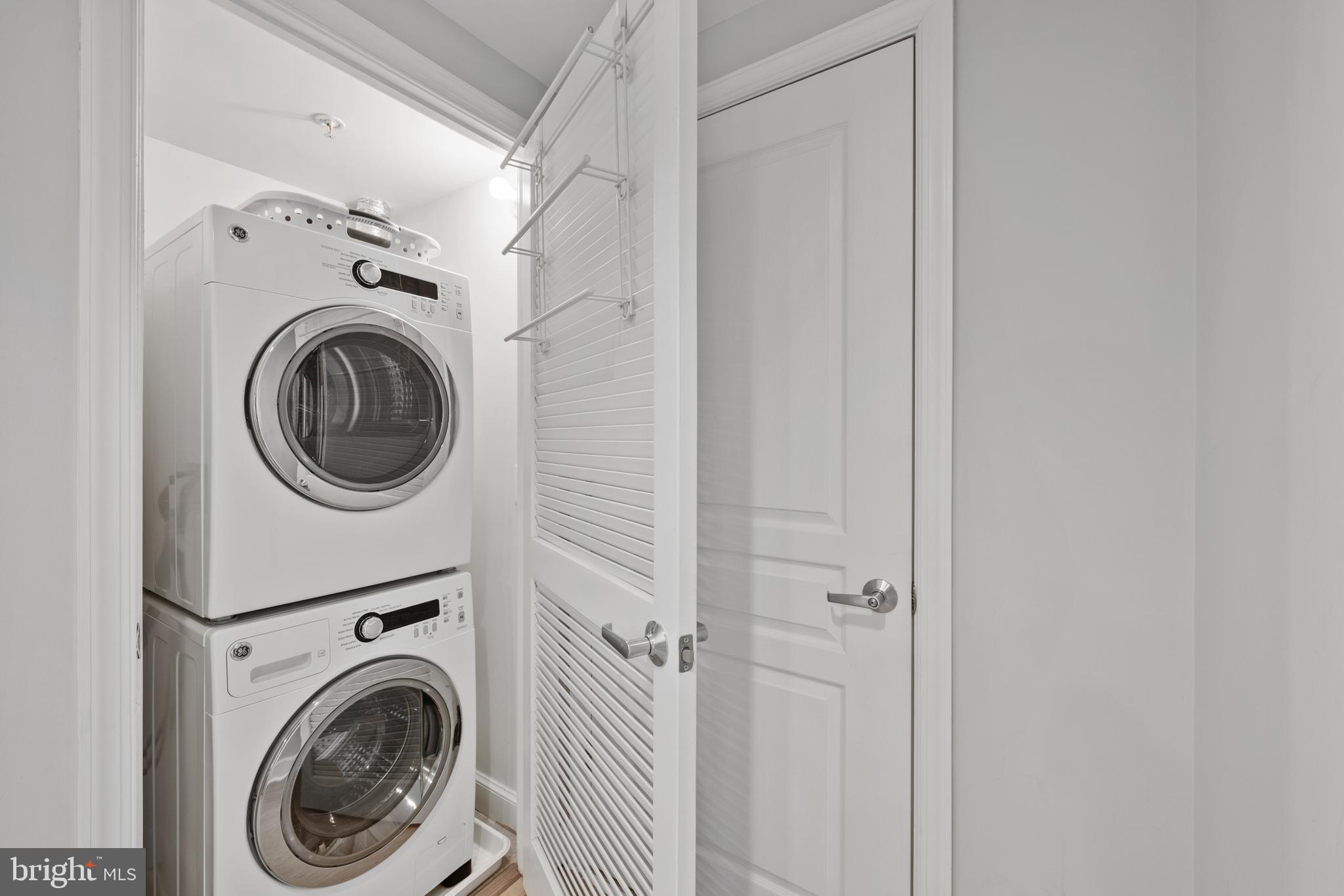 2451 MIDTOWN AVENUE 1401