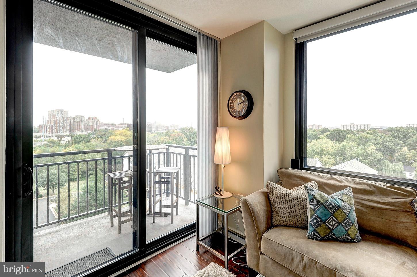 2451 MIDTOWN AVENUE 914