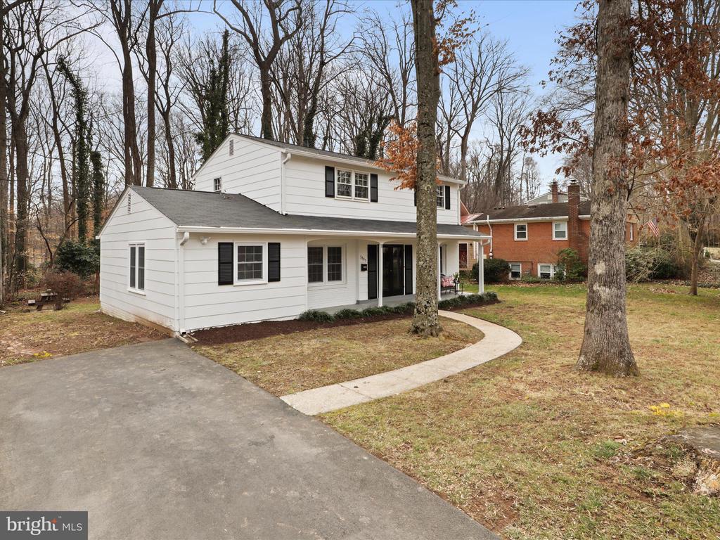 5005 RED FOX DRIVE