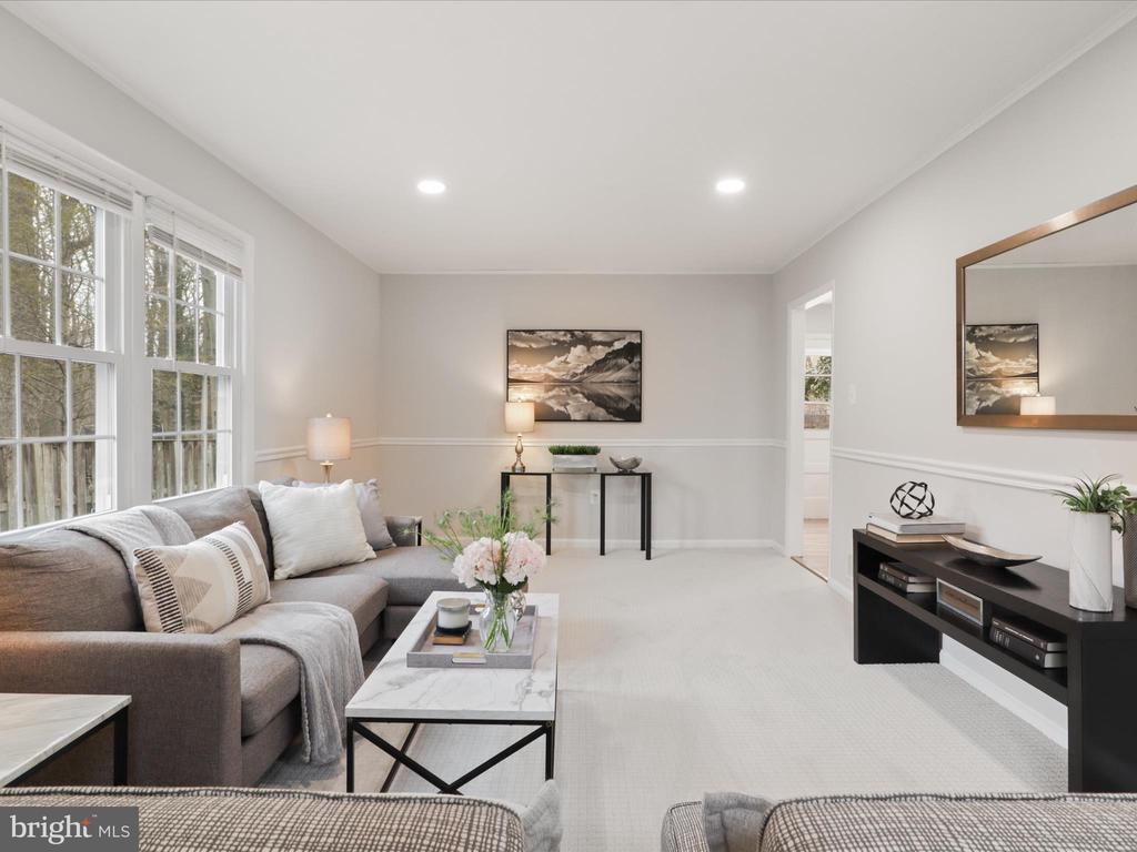 5005 RED FOX DRIVE