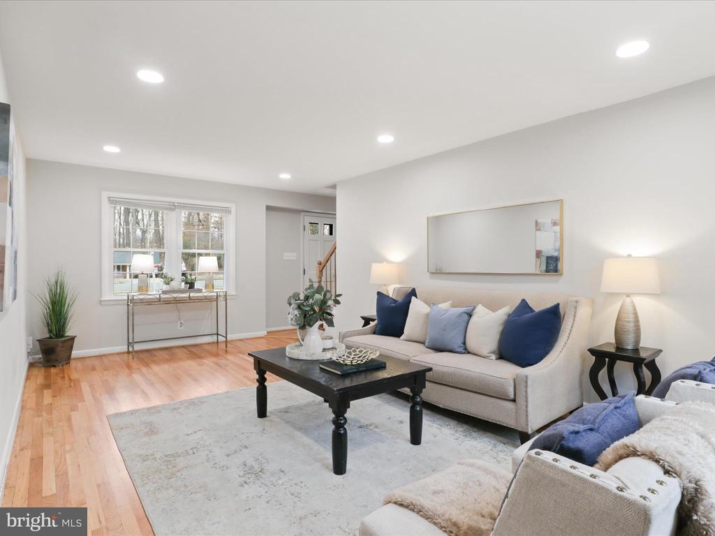 5005 RED FOX DRIVE