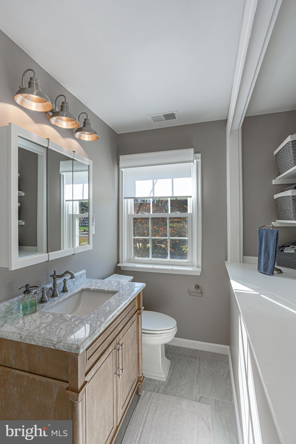 1112 WAYNEWOOD BOULEVARD