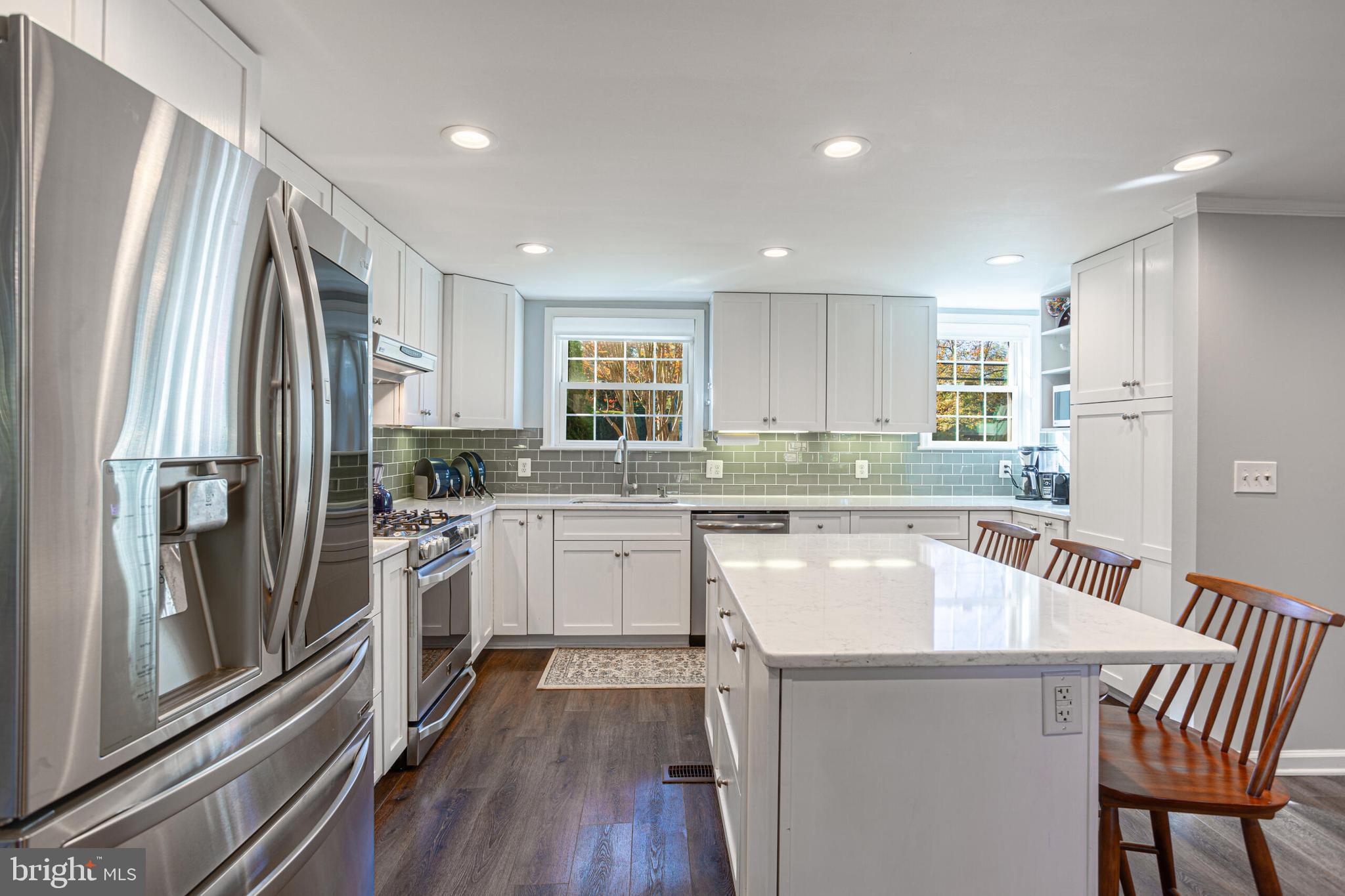 1112 WAYNEWOOD BOULEVARD