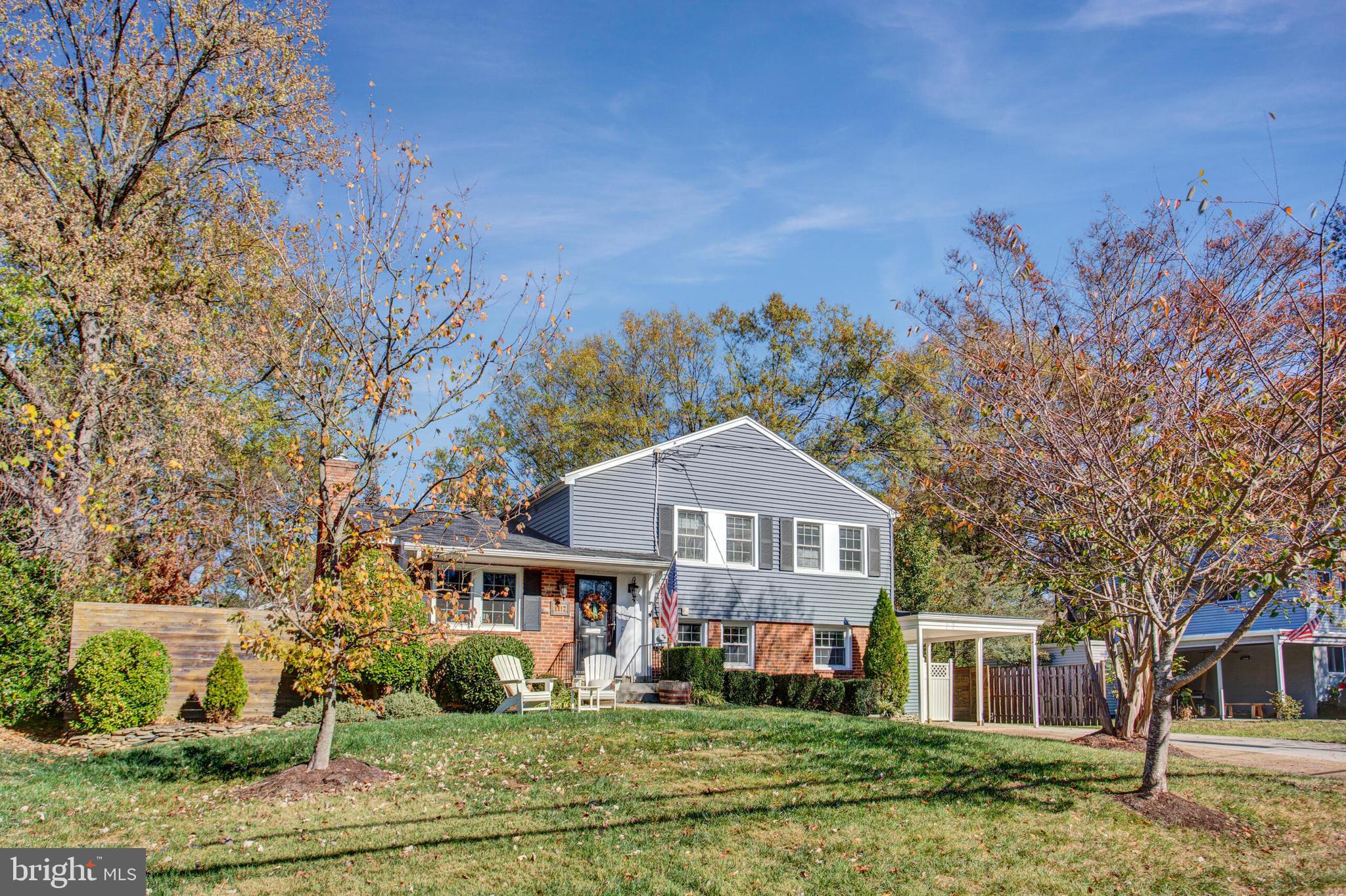 1112 WAYNEWOOD BOULEVARD