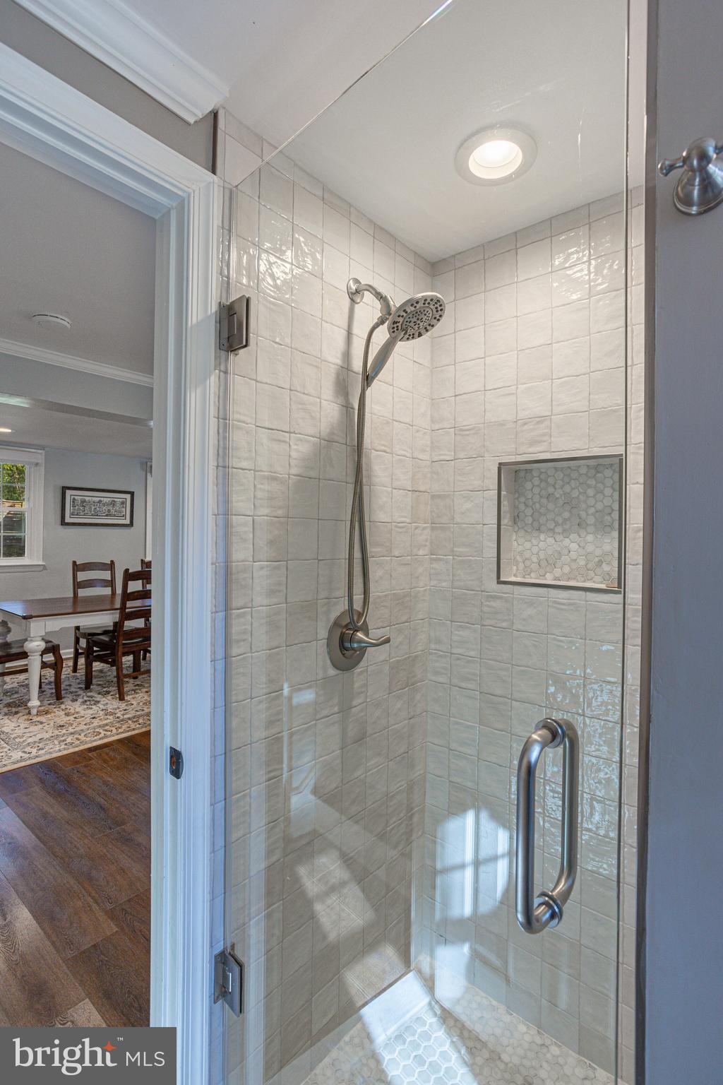 1112 WAYNEWOOD BOULEVARD