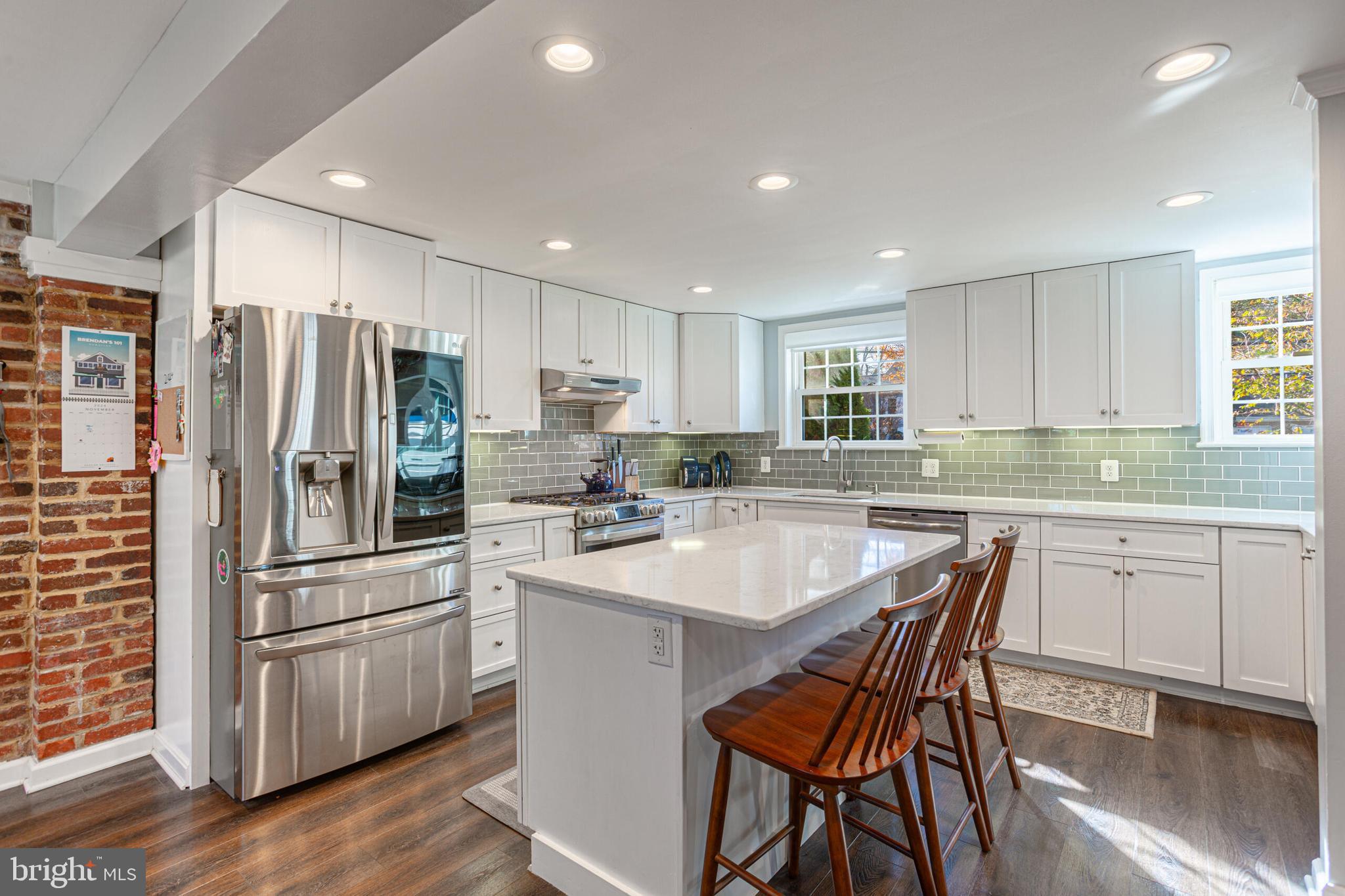 1112 WAYNEWOOD BOULEVARD