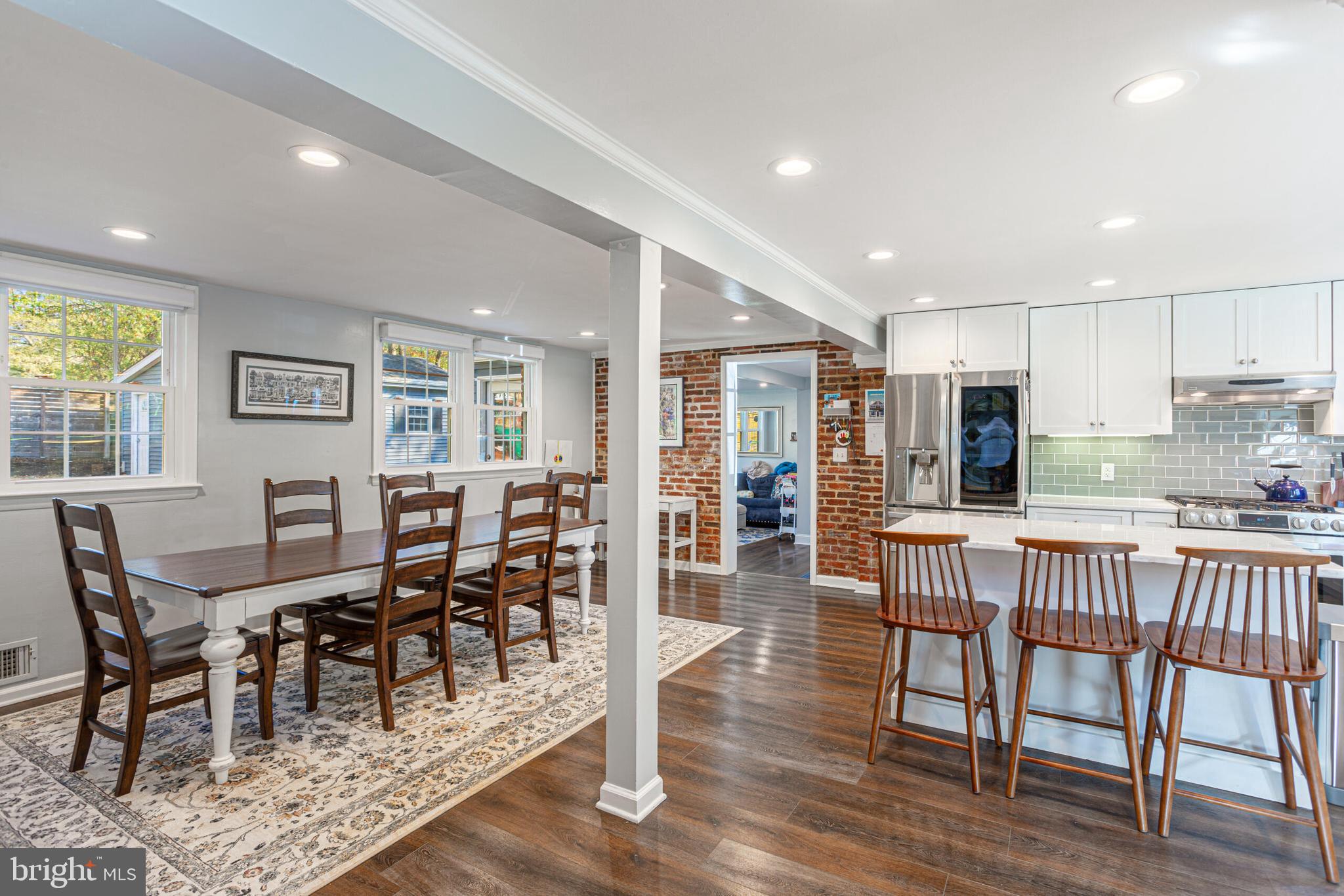 1112 WAYNEWOOD BOULEVARD