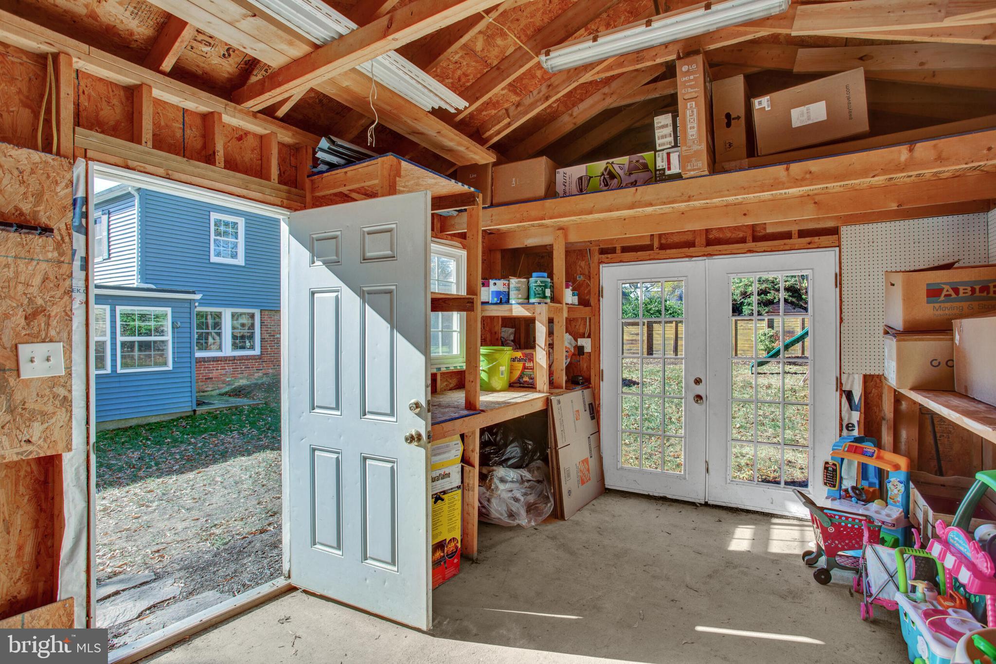 1112 WAYNEWOOD BOULEVARD